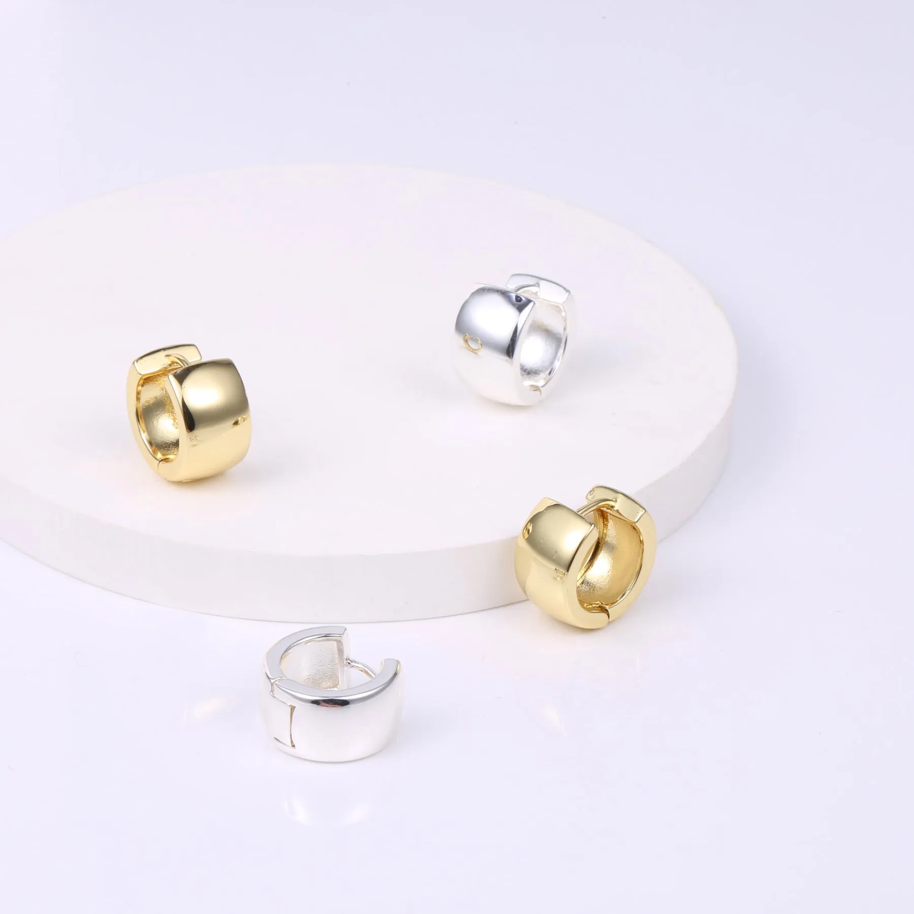 14k Gold Plated Thick Huggie Hoop Earrings