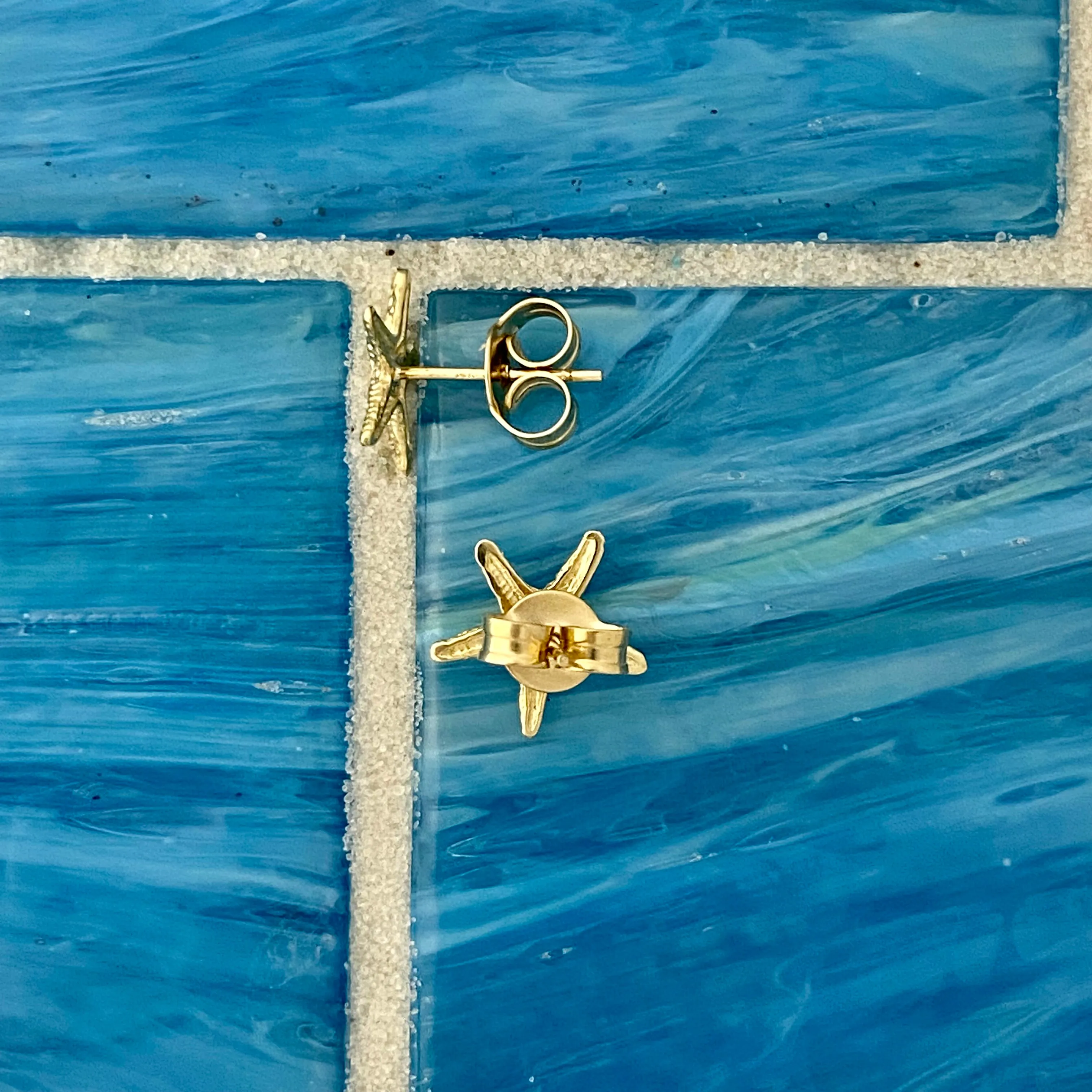 14k Yellow Gold Textured Starfish Post Earrings