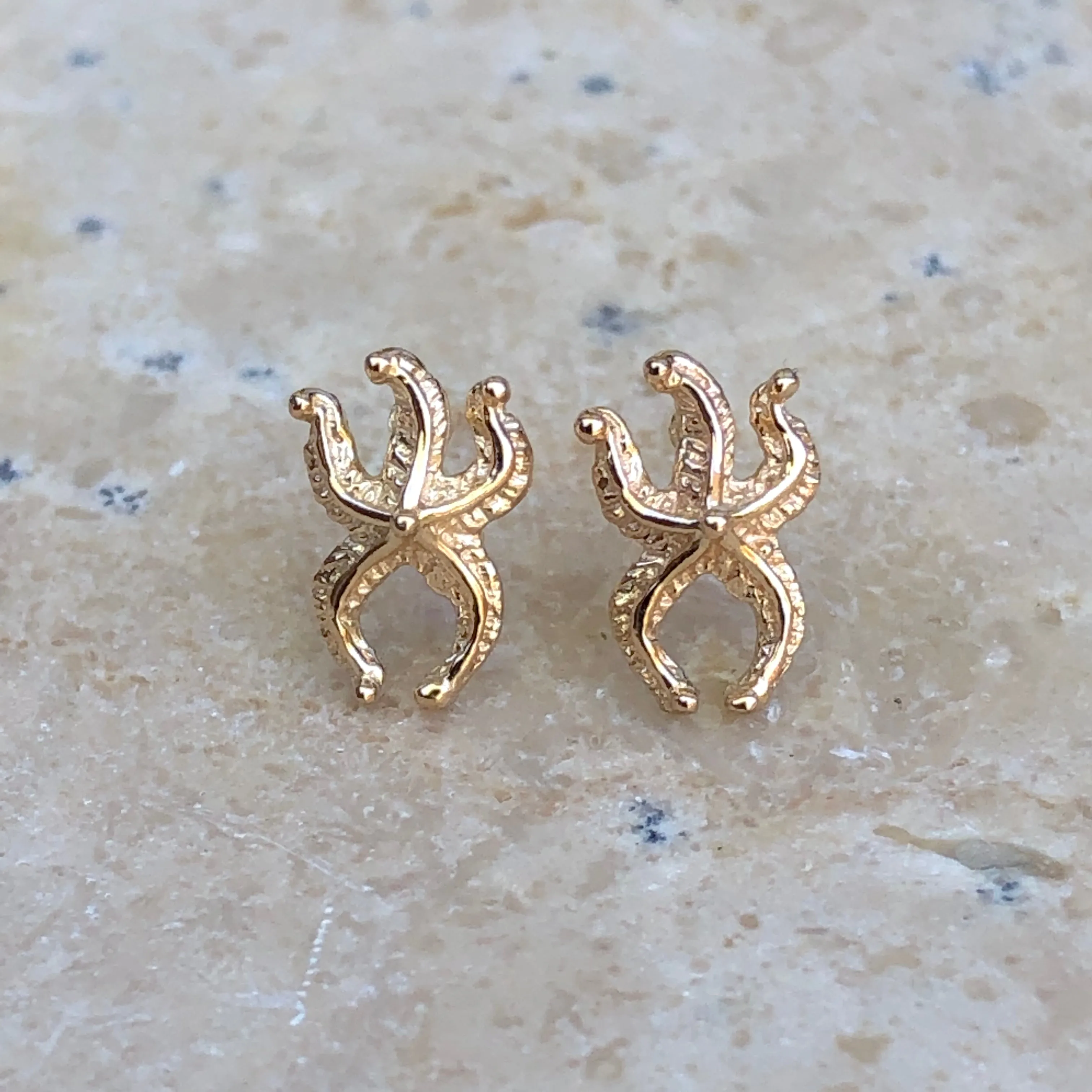 14KT Yellow Gold Mini Starfish Post Earrings