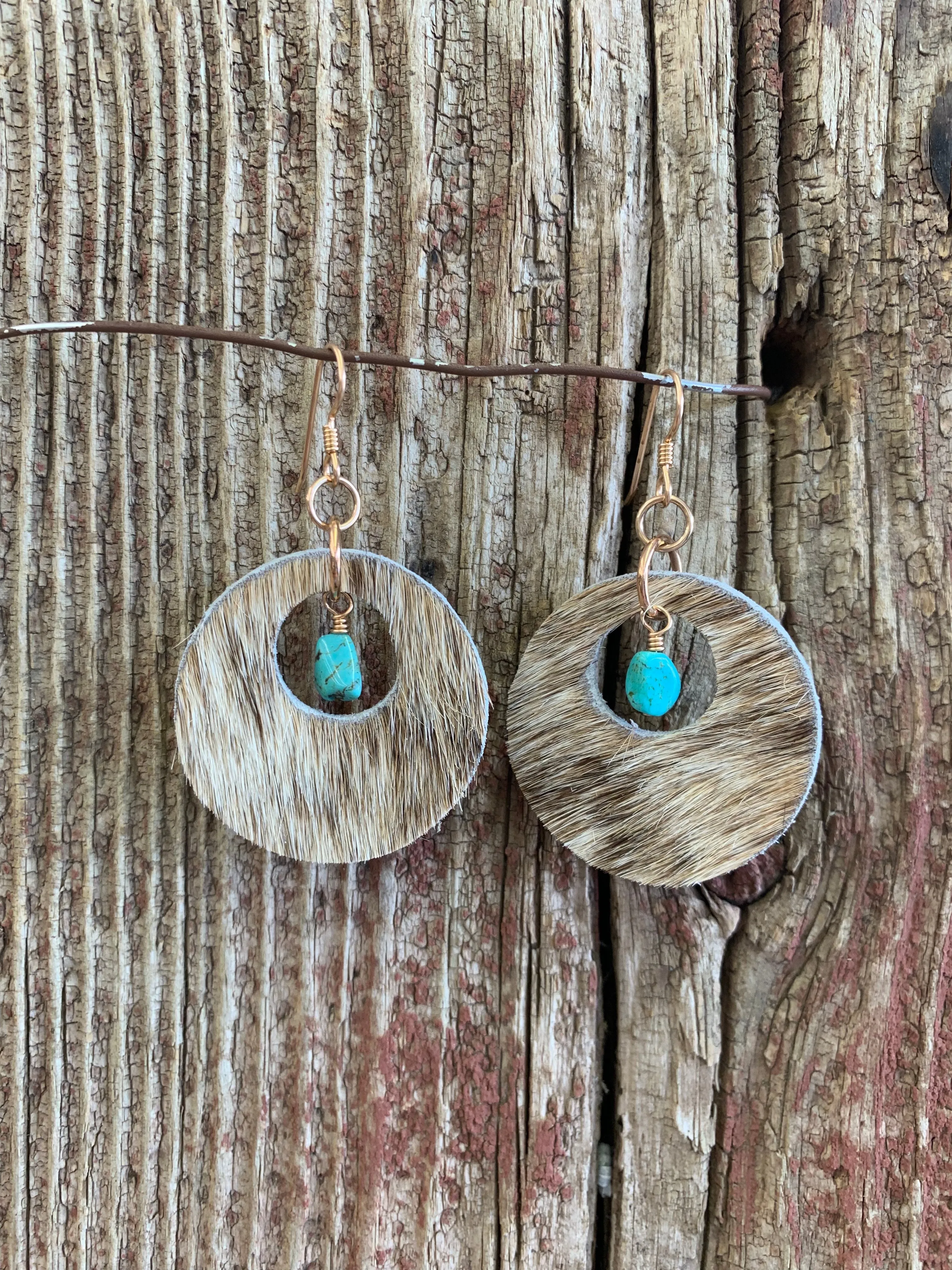 16758 Circle Cowhide w/Turq Earrings