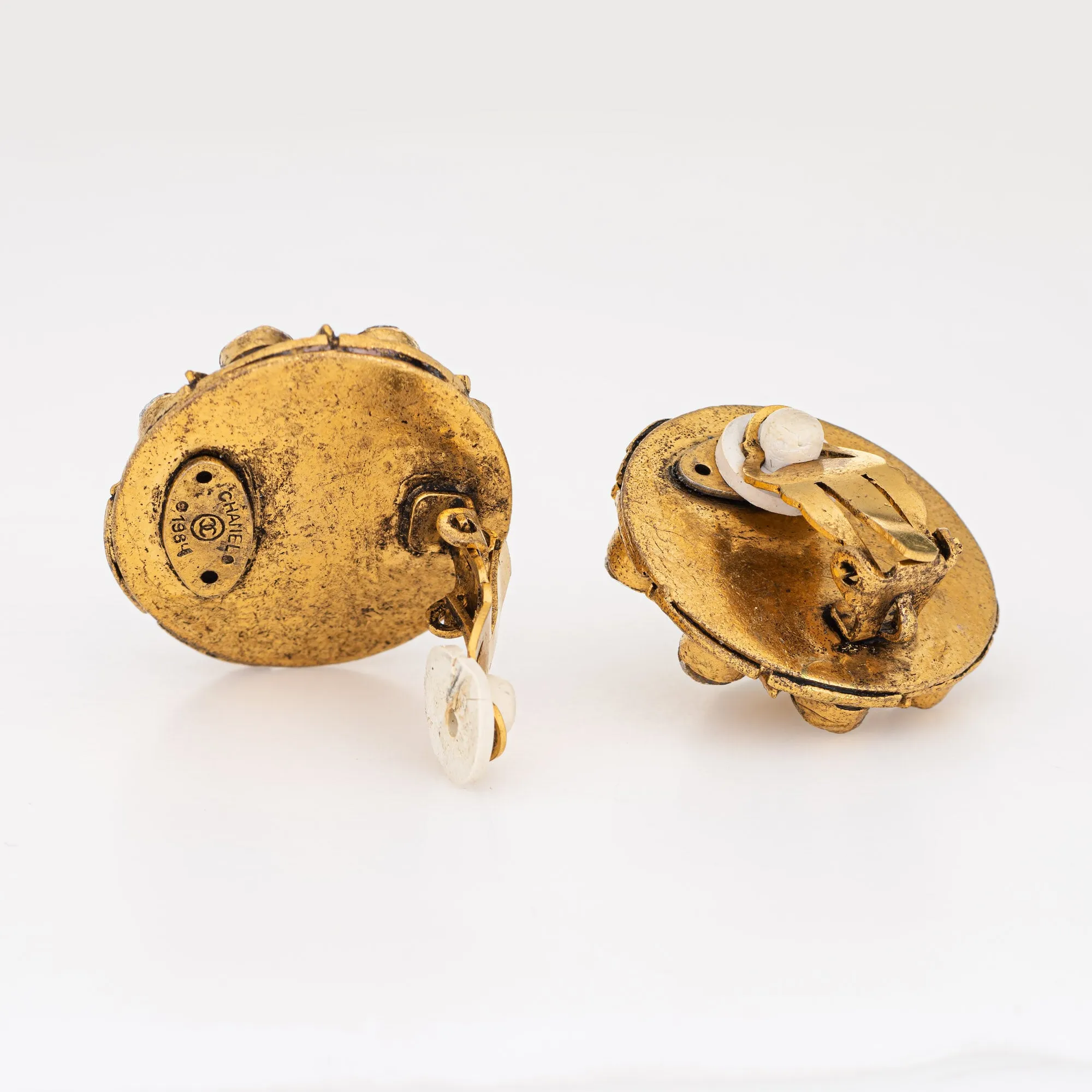 1984 Vintage Chanel Star Crystal Earrings Round Clip On Yellow Gold Tone