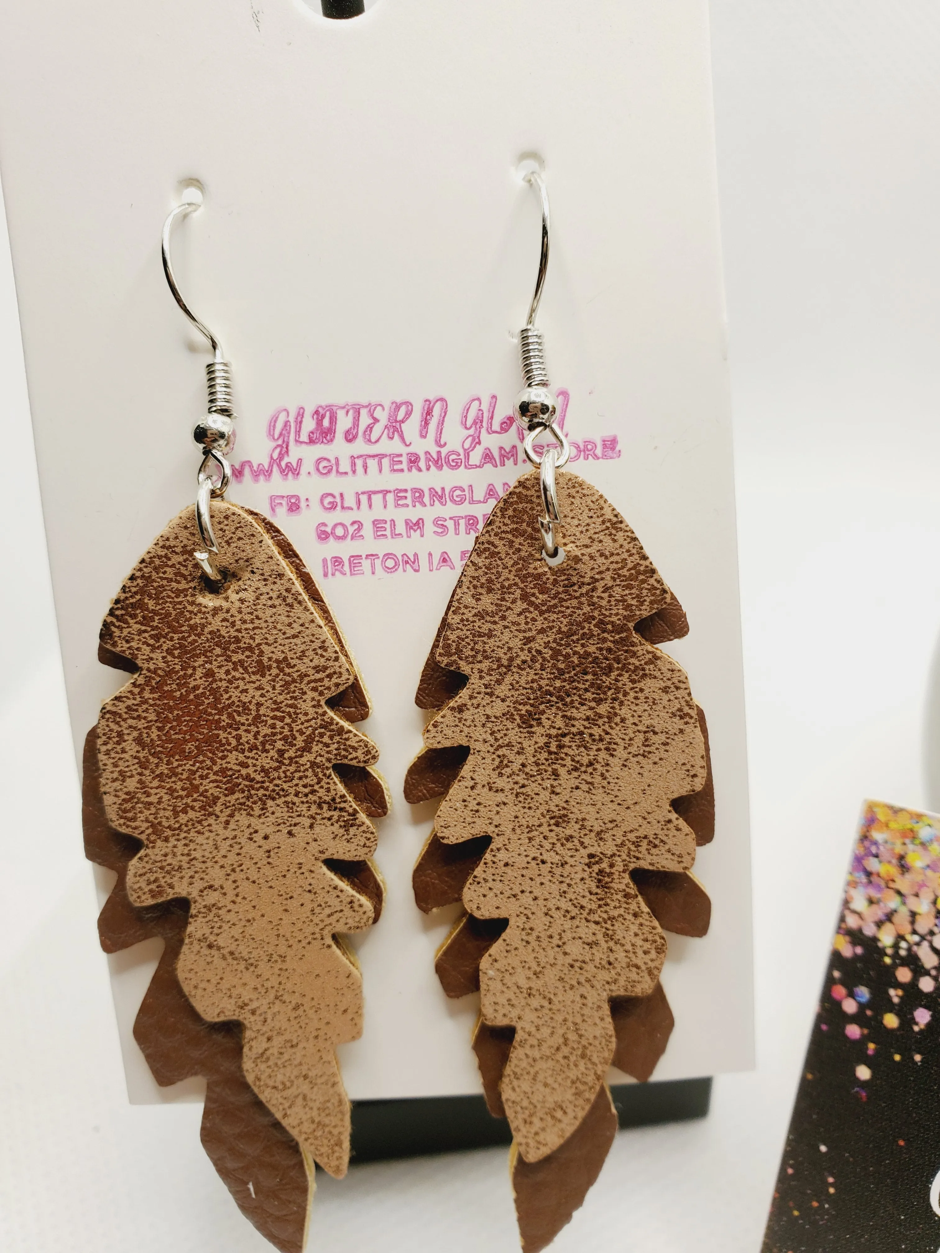 442 Bronze/Brown Feather Dangle Earrings