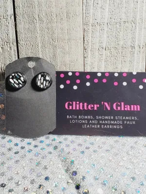 711 Black Feather Stud Earrings