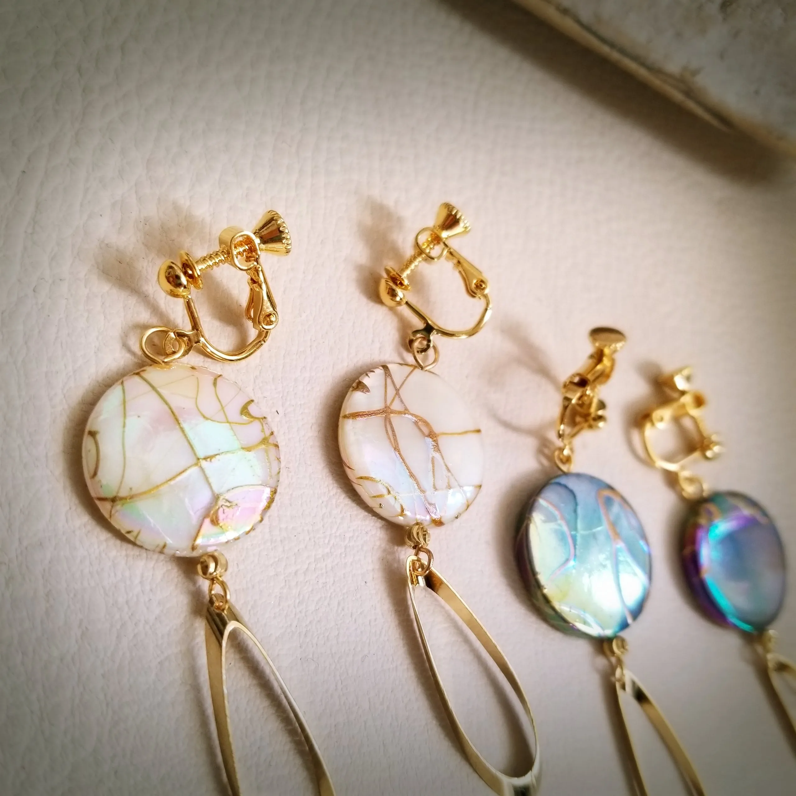 Aurora Art Shell
