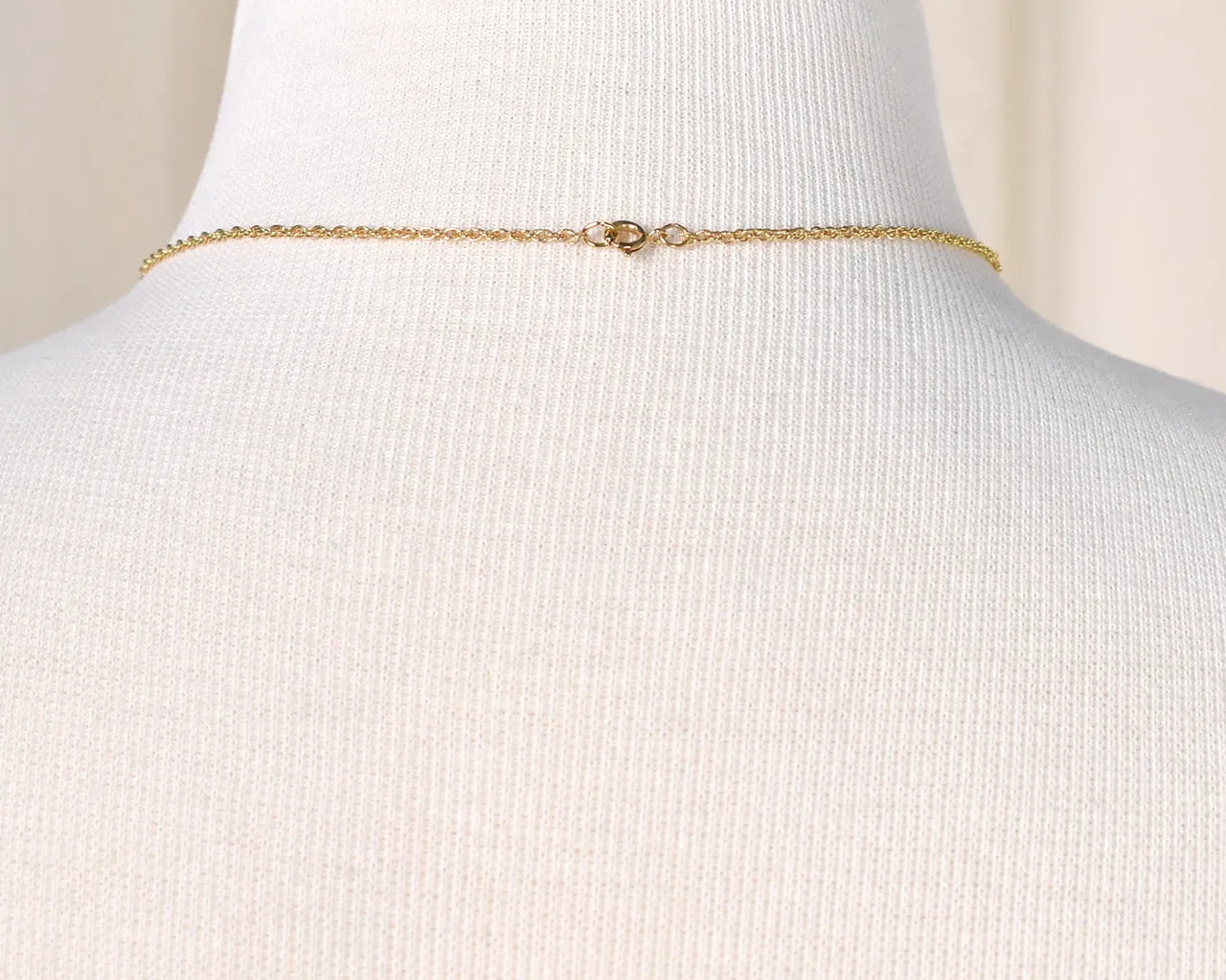 Avon Starfish Necklace Set