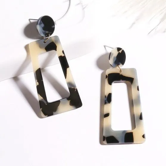 Bijoux Acrylic Statement Rectangle Earrings – Maestro Hennessy ®