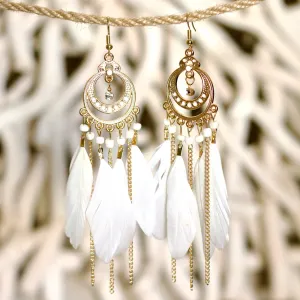 Boho Feather Dangle Earrings – Free-Spirited Elegance