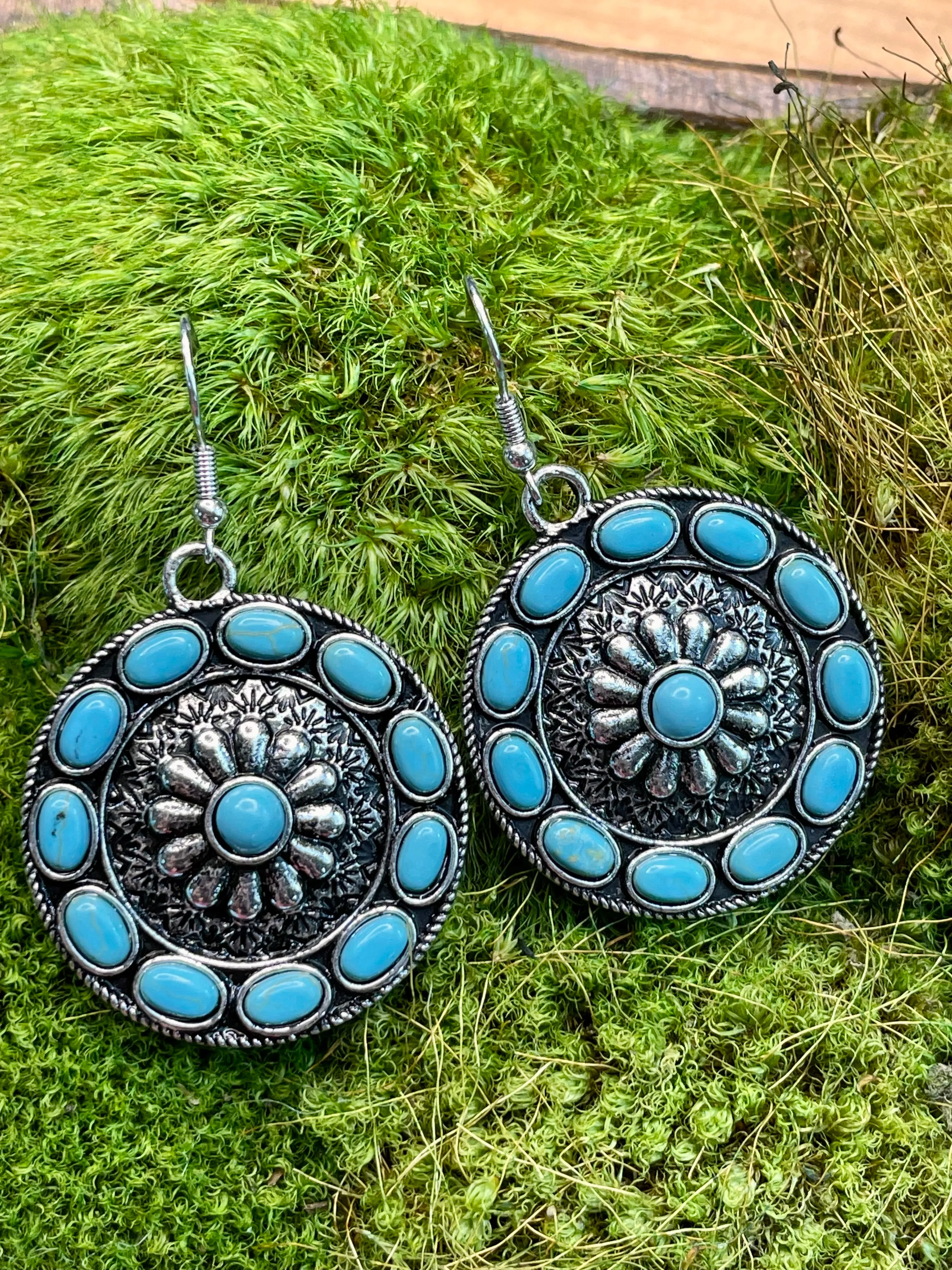 Chester Round Concho Fish Hook Earrings - Turquoise