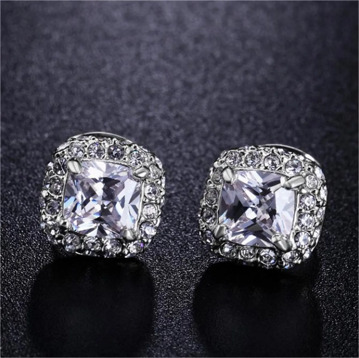 Clear Crystal & Cubic Zirconia Halo Silver-Plated Stud Earring