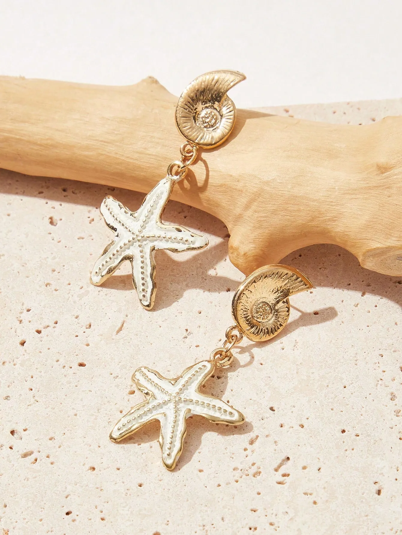 Conch Decor Starfish Drop Earrings