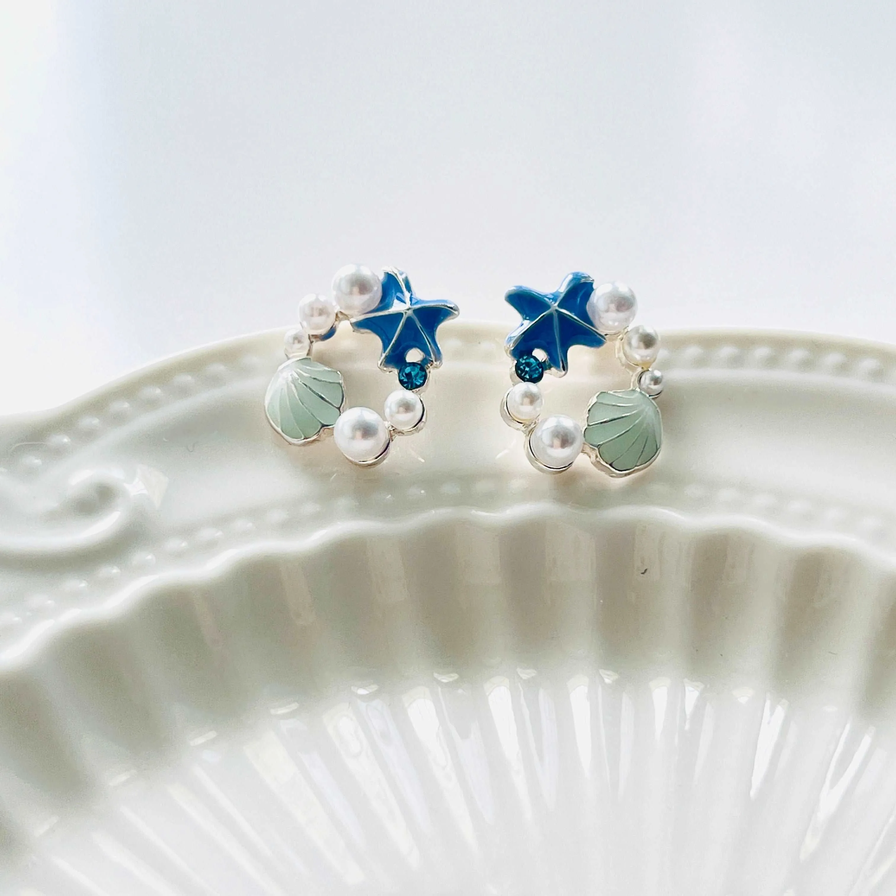 Cute Starfish and Shell Stud Earrings
