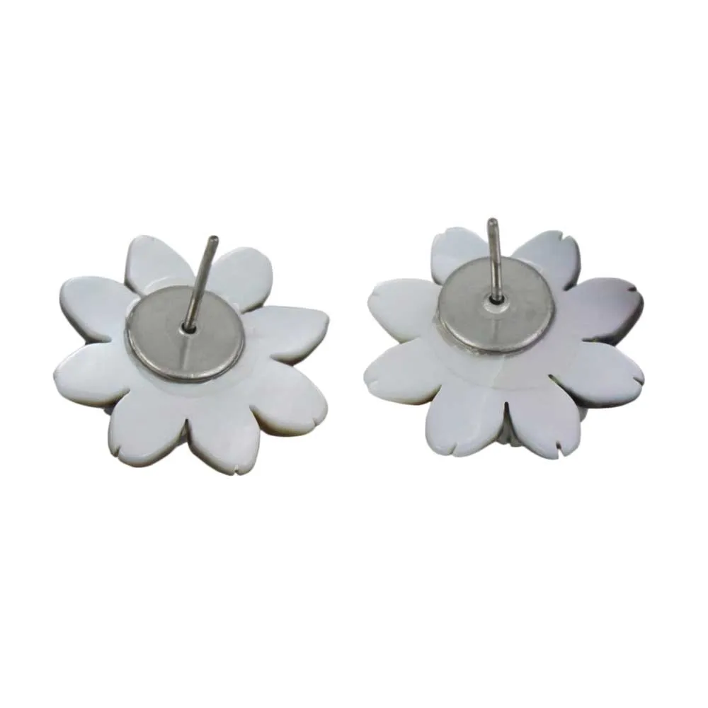 Dark Brown Shell Flower Pierced Earring - SLE062