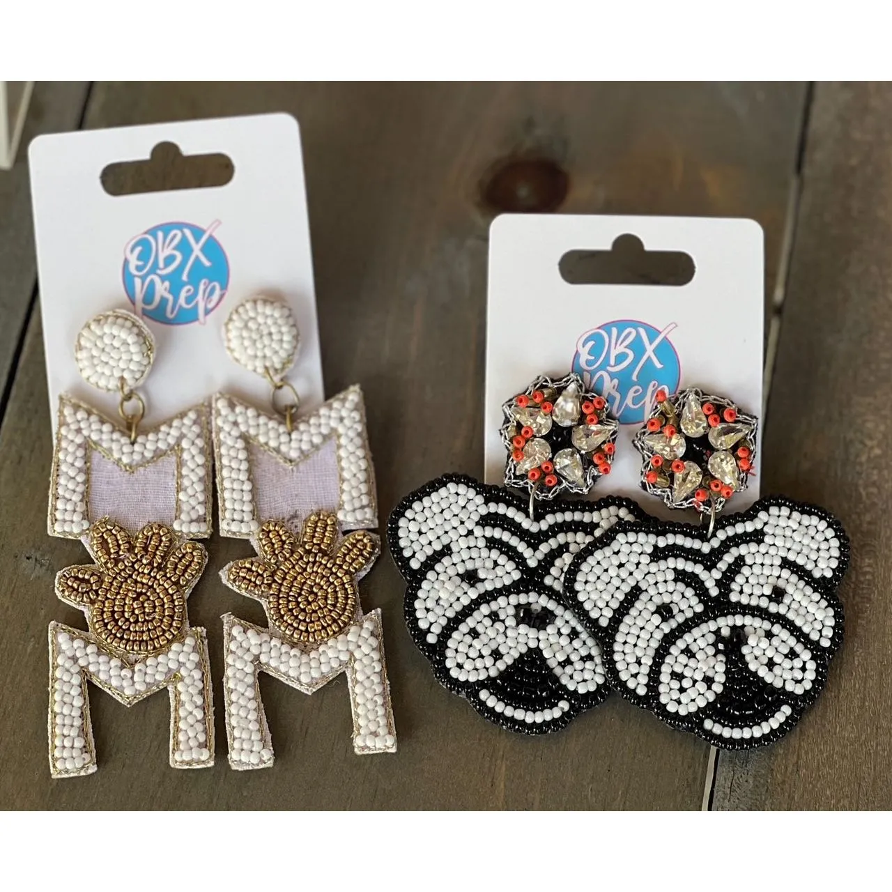 Dog Mom Paw Seed Beaded Drop Earrings.