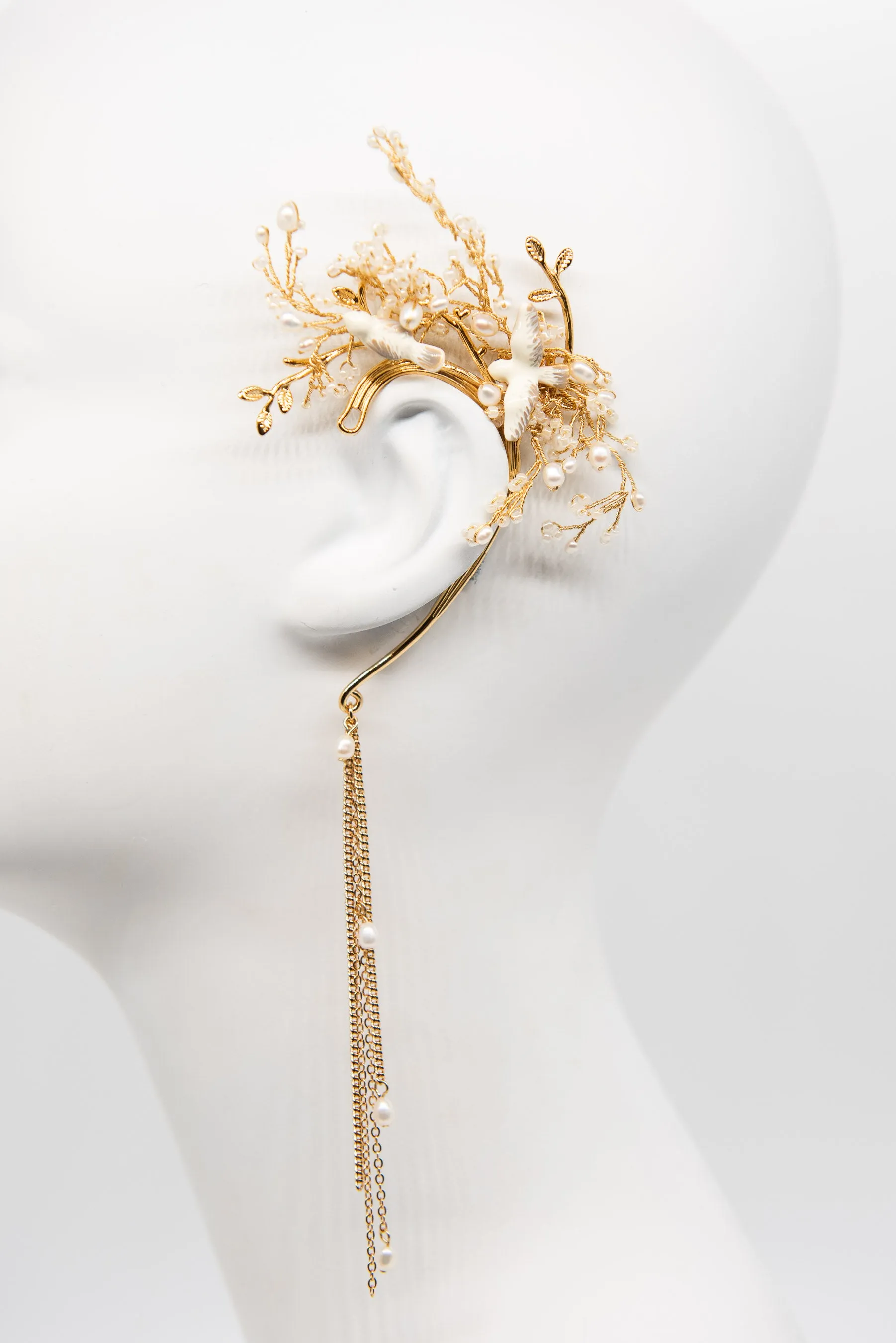 Dove and Pearl Branch Earcuff