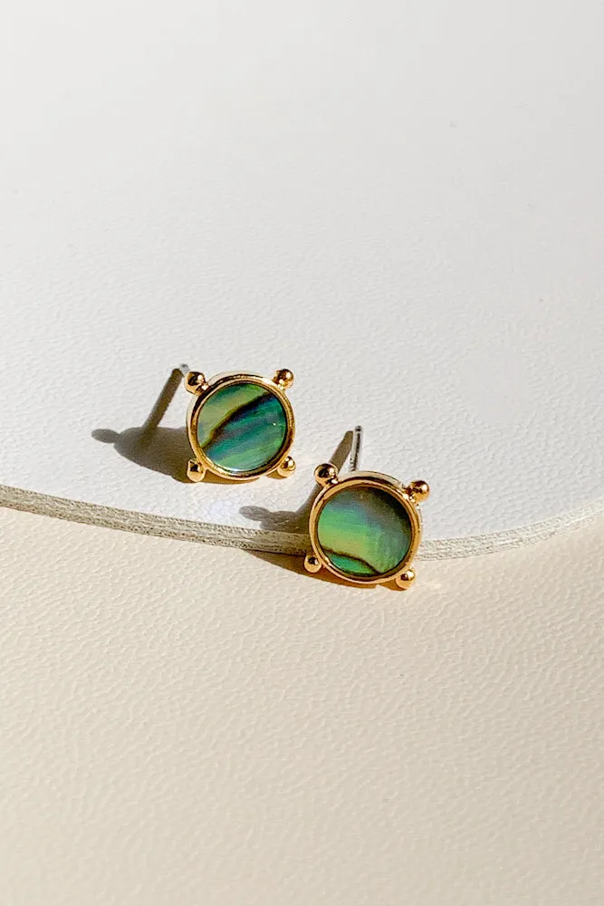 Elera Shell Ear Studs