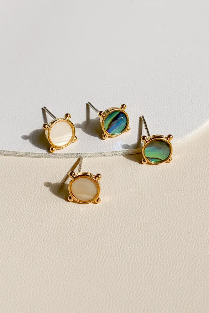 Elera Shell Ear Studs