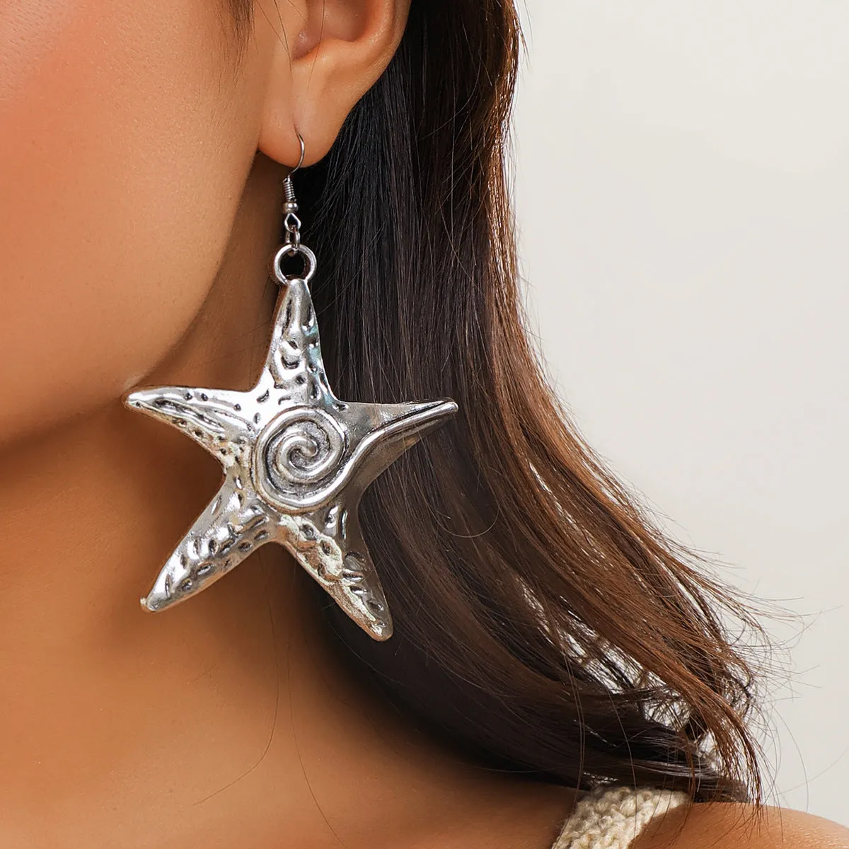 Europe and America Cross Border Ornament Exaggerated Big Starfish Design Metal Stud Earrings Ocean Style Fashion Star Beach Earrings