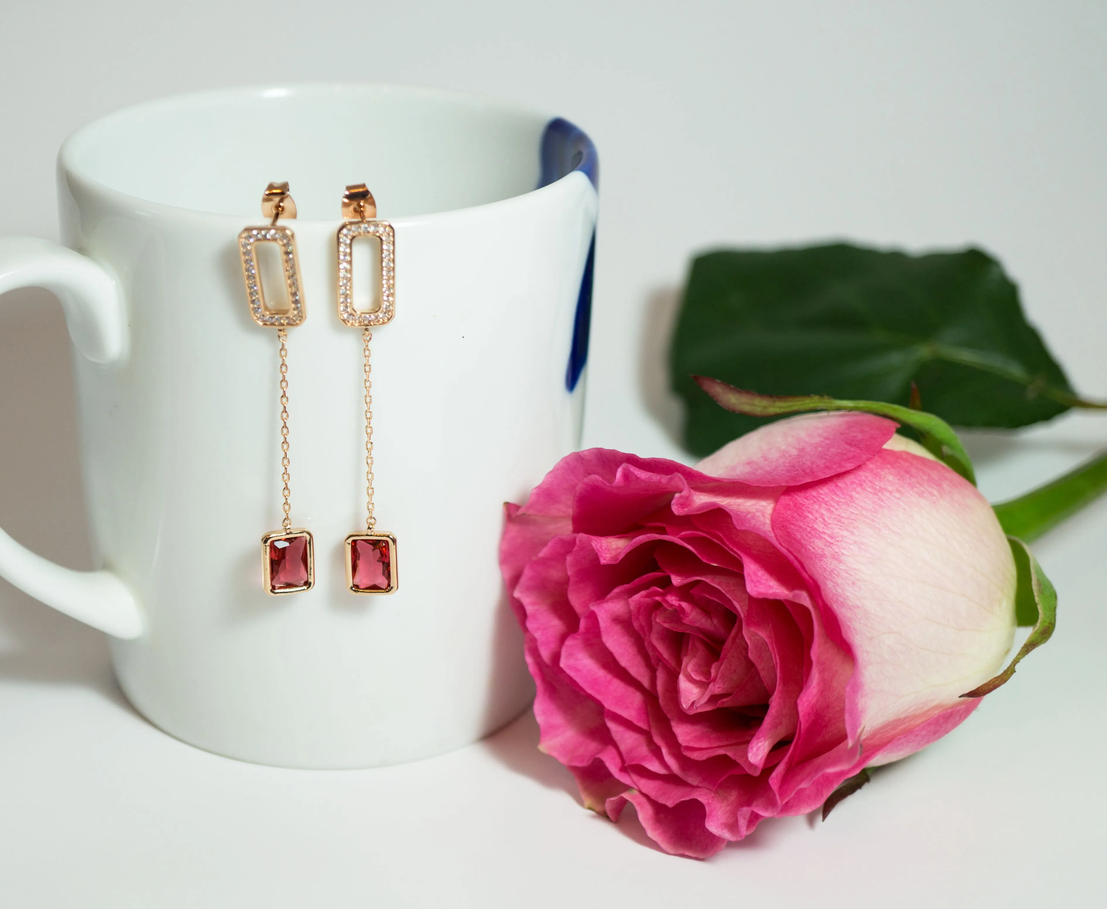 Fashion Drop Earrings with Crystal