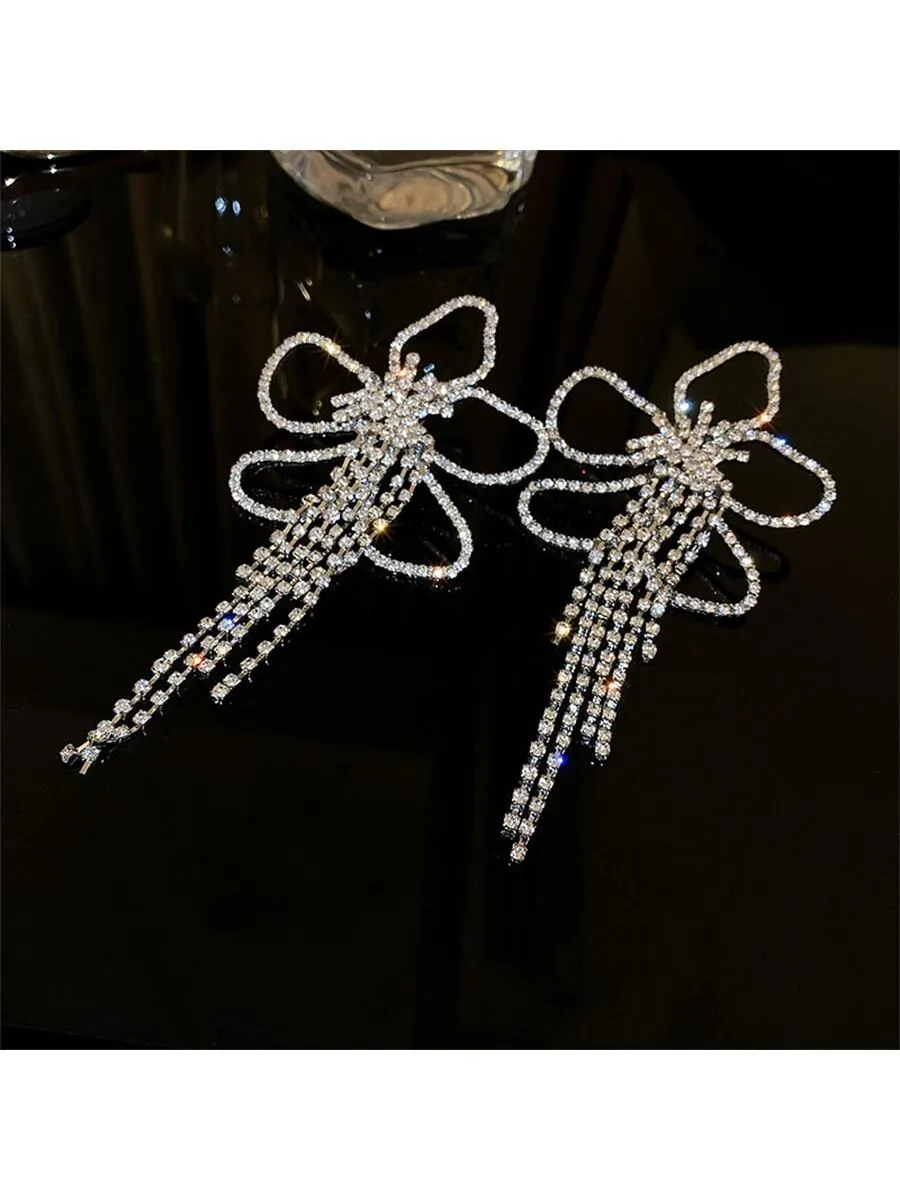 Flower Rhinestone Tassel Earrings - Silver