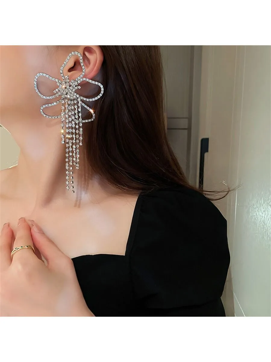 Flower Rhinestone Tassel Earrings - Silver