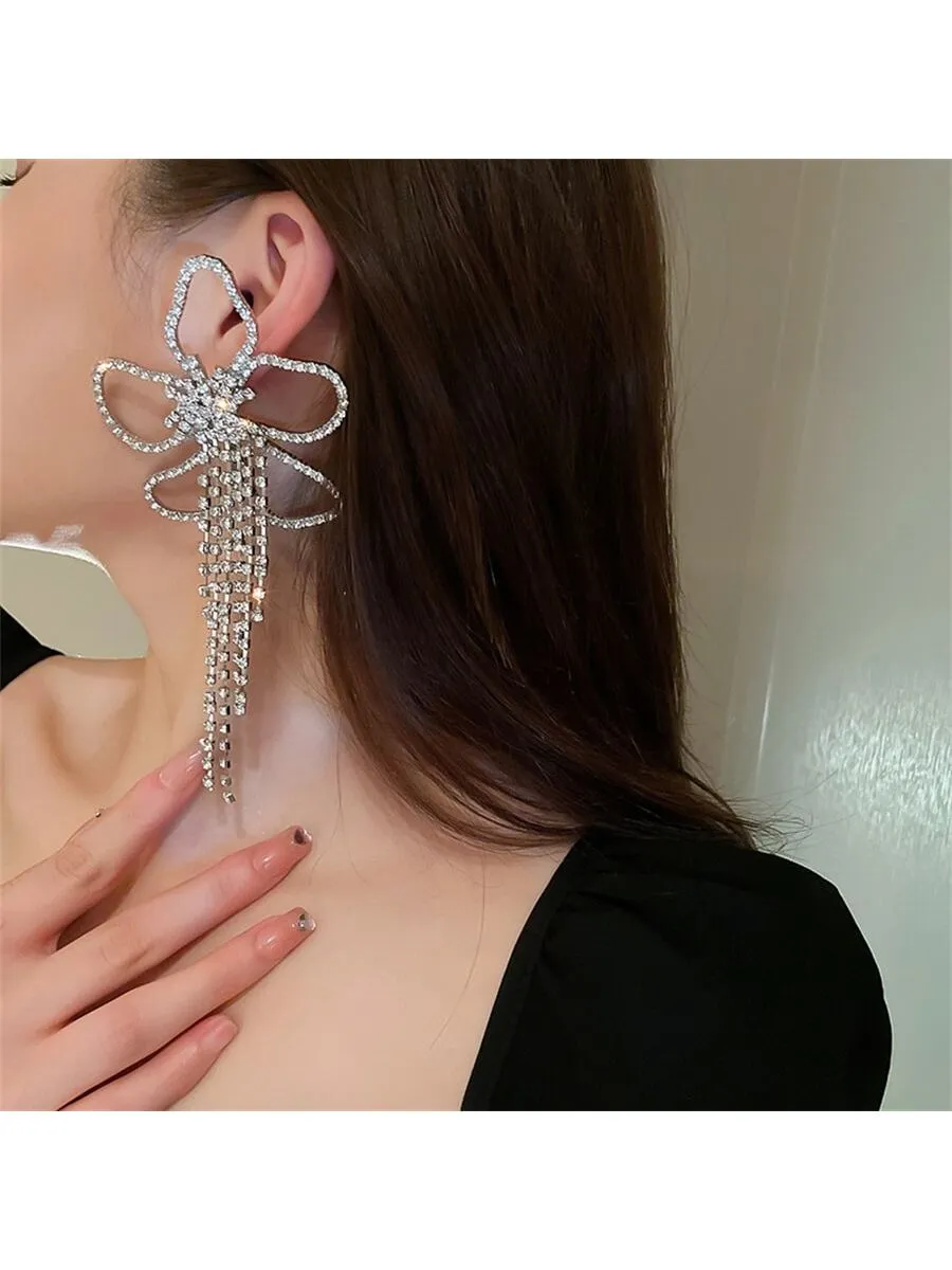 Flower Rhinestone Tassel Earrings - Silver