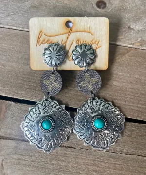 Keep It Gypsy Sadie Conch Earrings