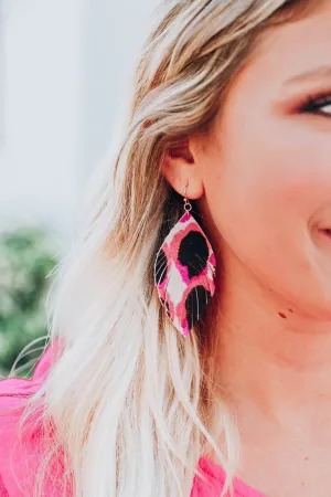 Kyla Earrings - Hot Pink