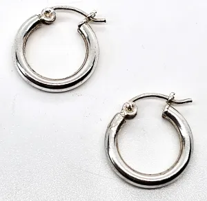 Lever back small 5/8ths inch sterling silver vintage earrings