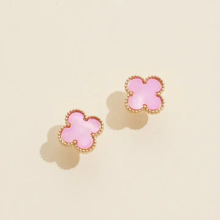 Lila - Clover Shape Shell Stud Earring