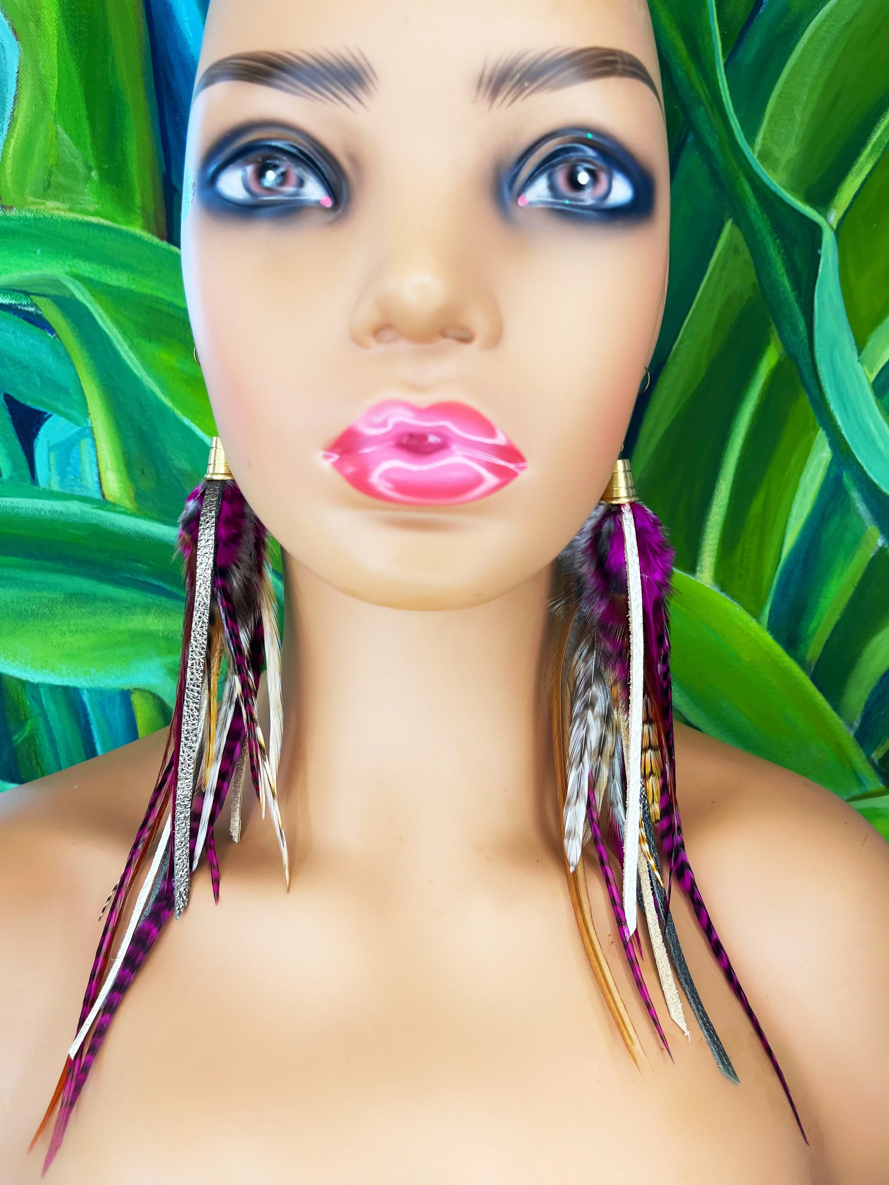 Long Feather & Leather Earrings with Bronze Pendant - Exotic Berries