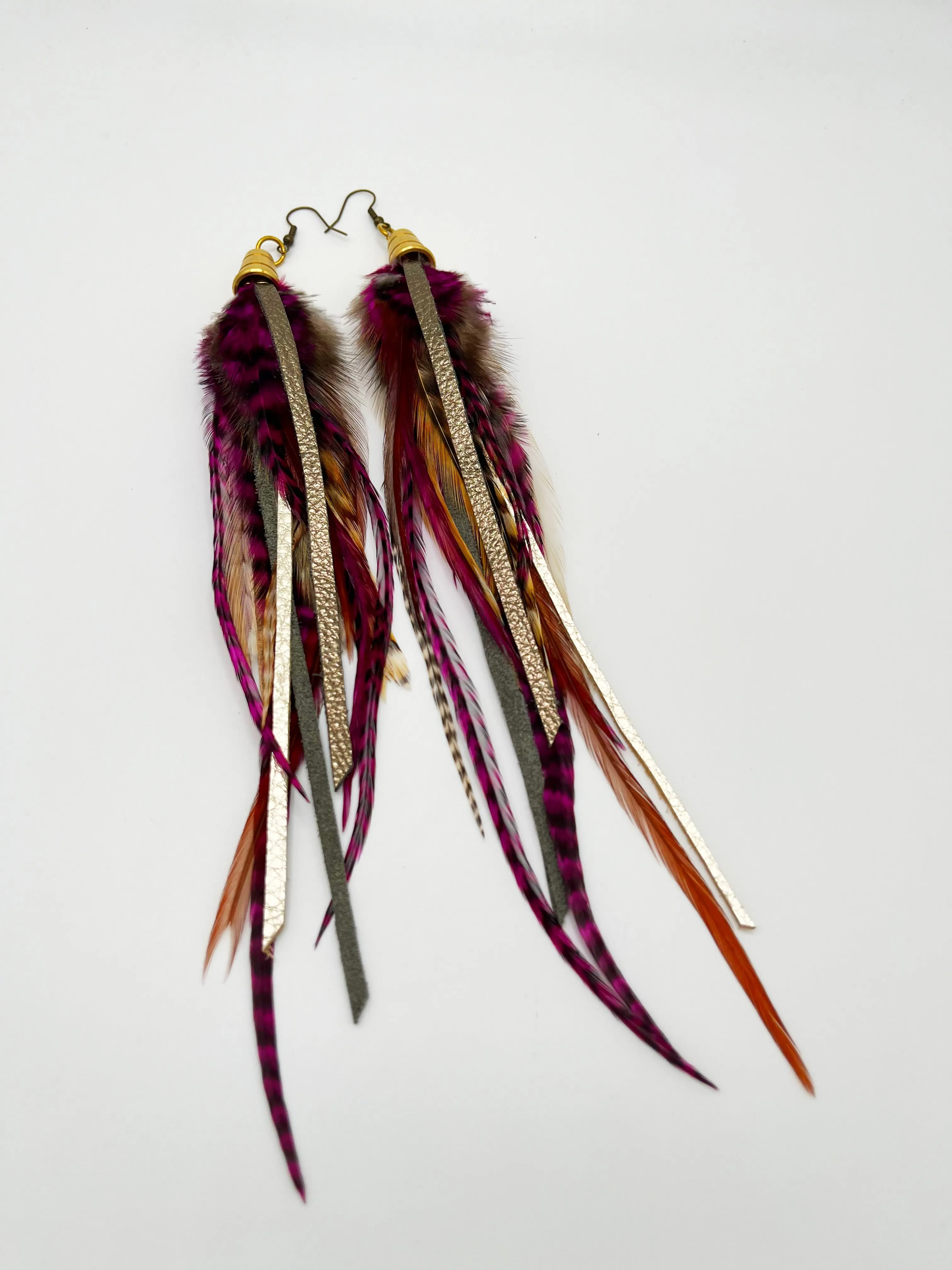 Long Feather & Leather Earrings with Bronze Pendant - Exotic Berries