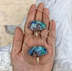 Lotus Hoops