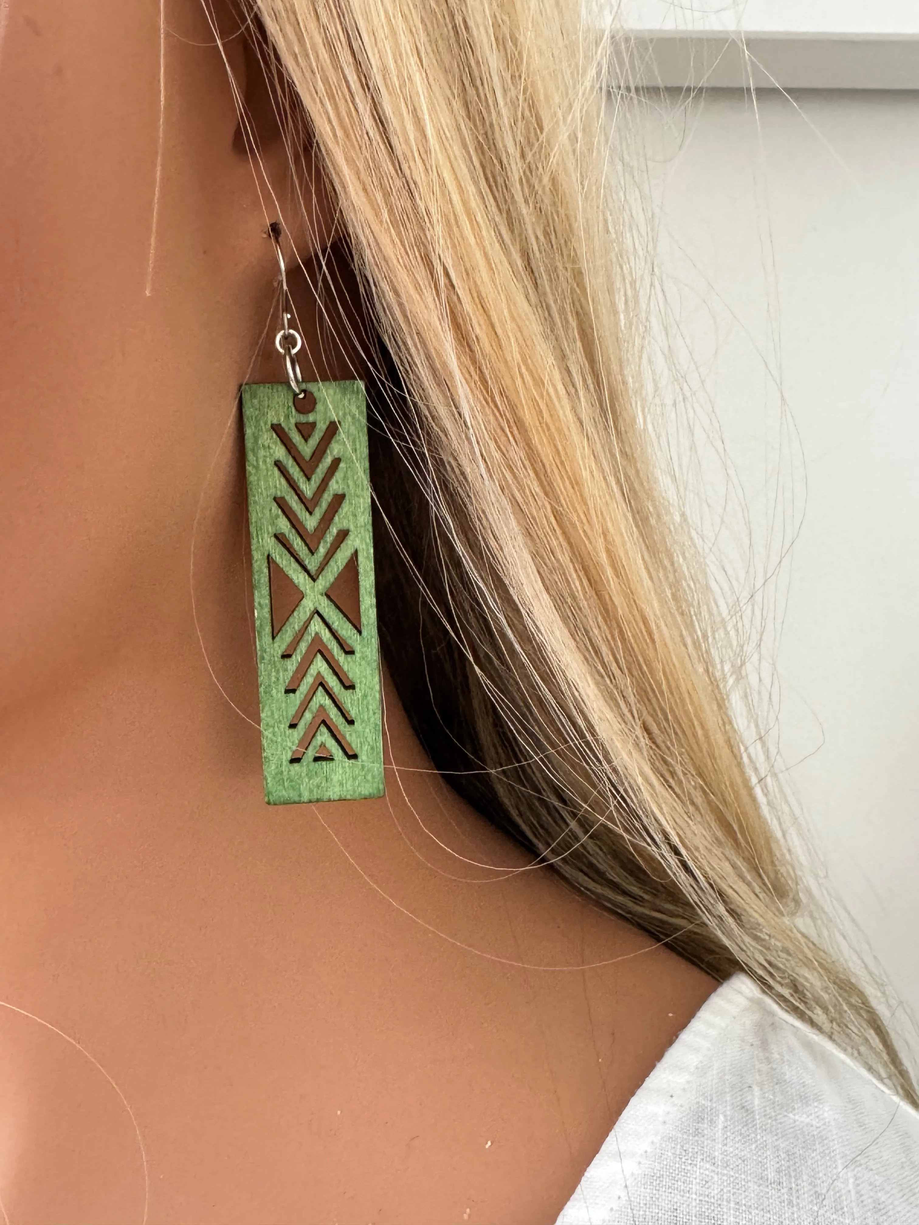 Mana earrings x6