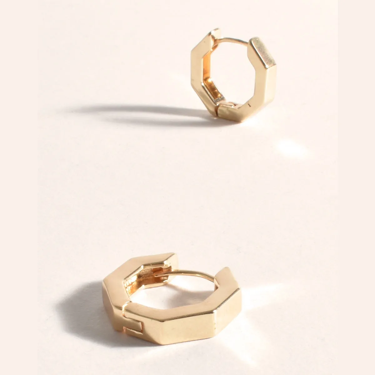 Metal Heptagon Hoop Earrings (Gold)