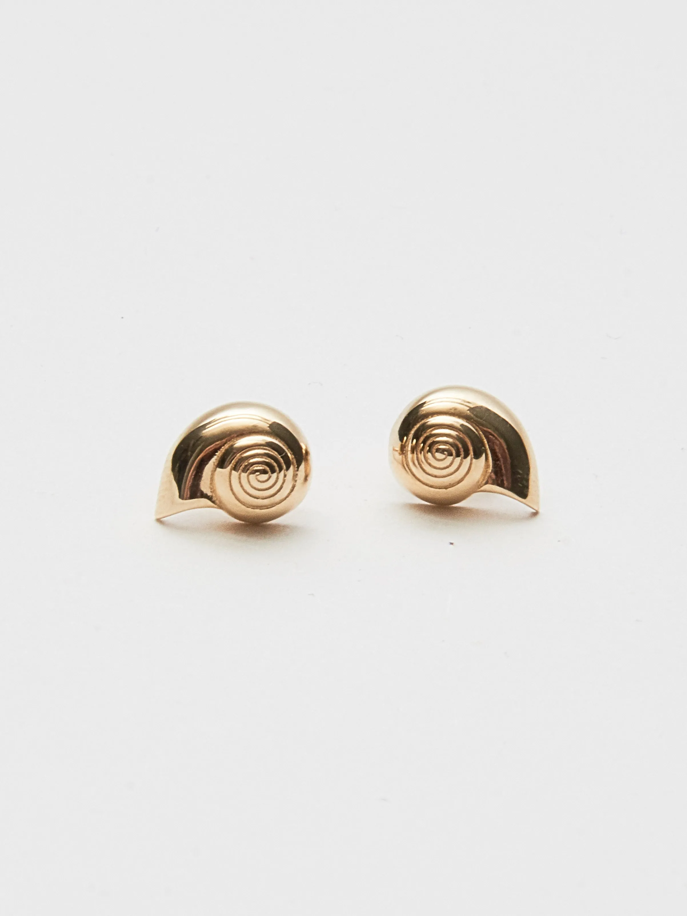 Nautilus Studs
