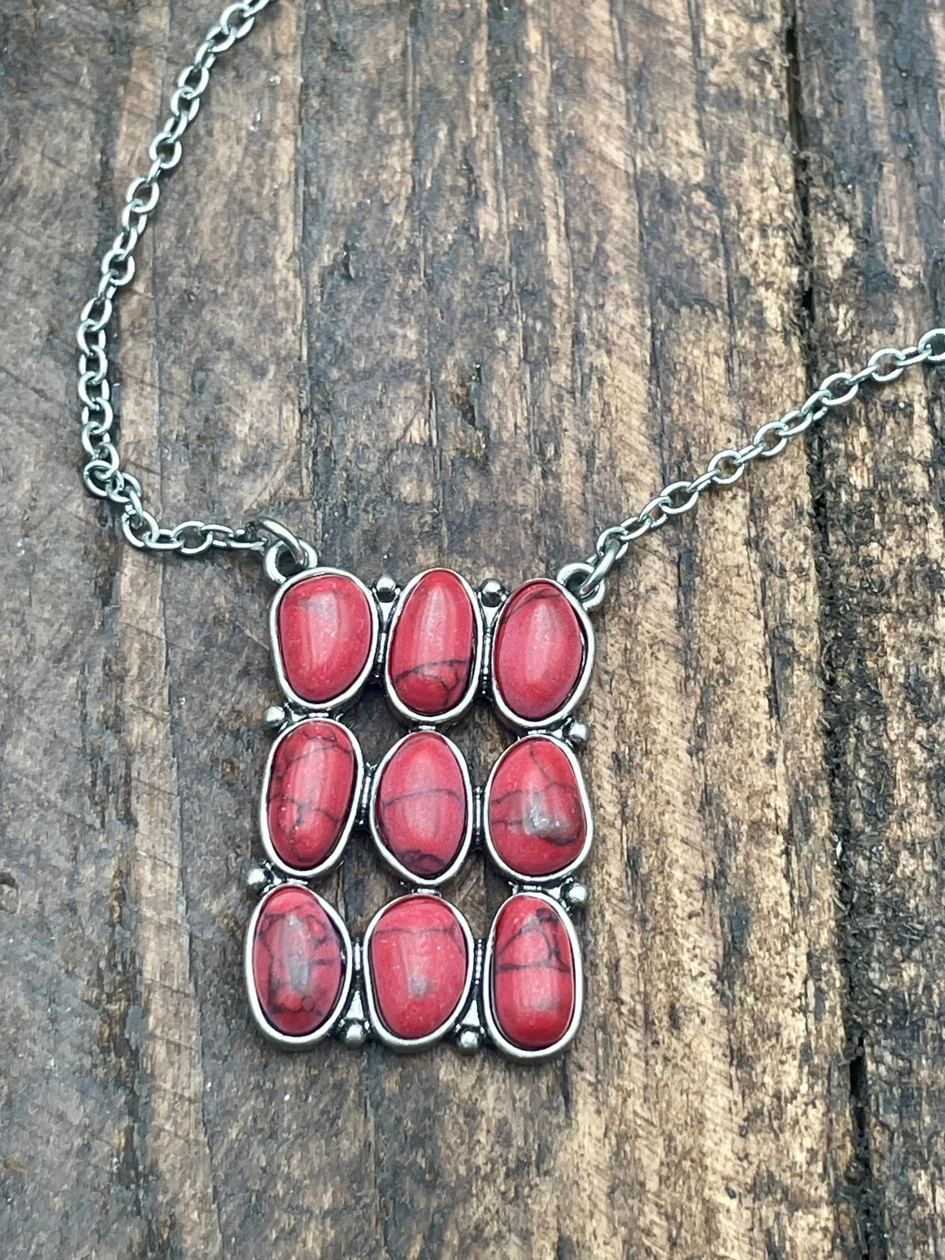 Nine Stacked Pebble Fashion Link Chain Necklace