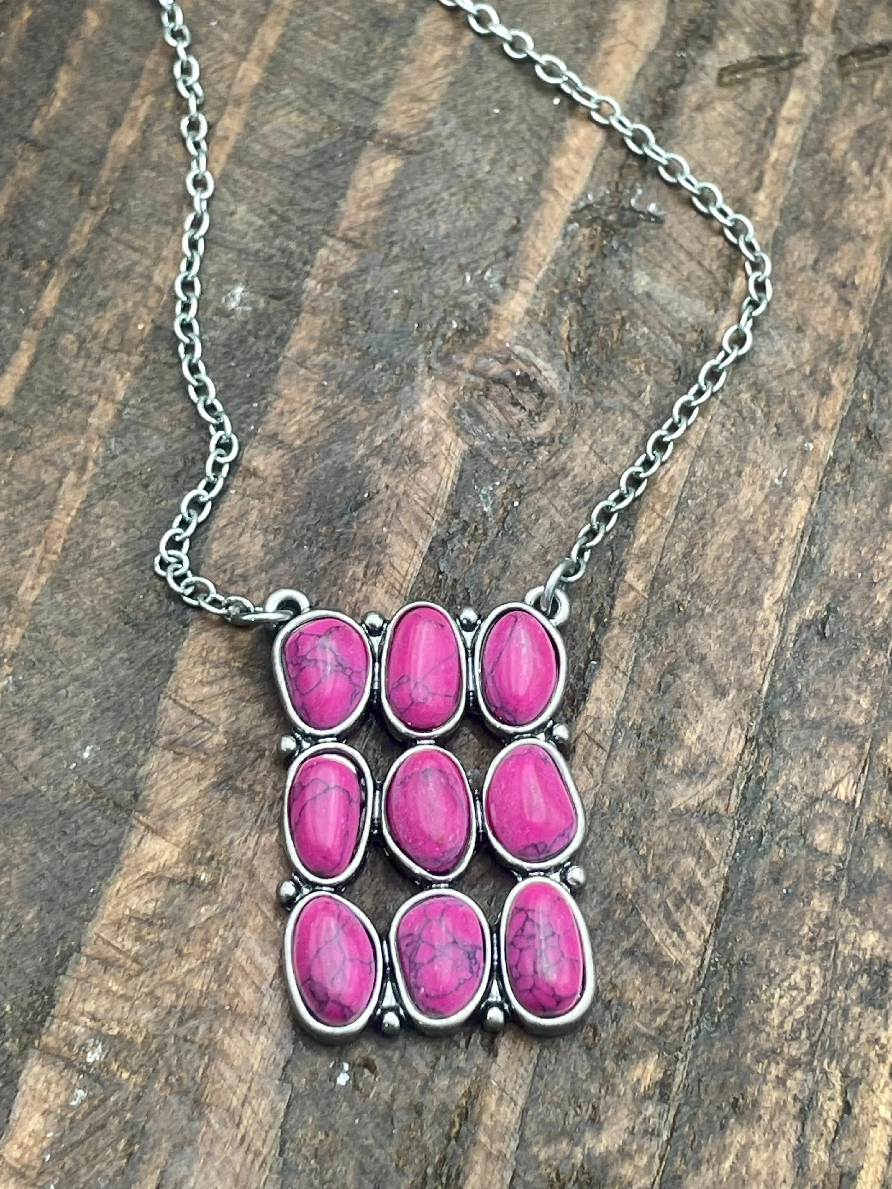 Nine Stacked Pebble Fashion Link Chain Necklace