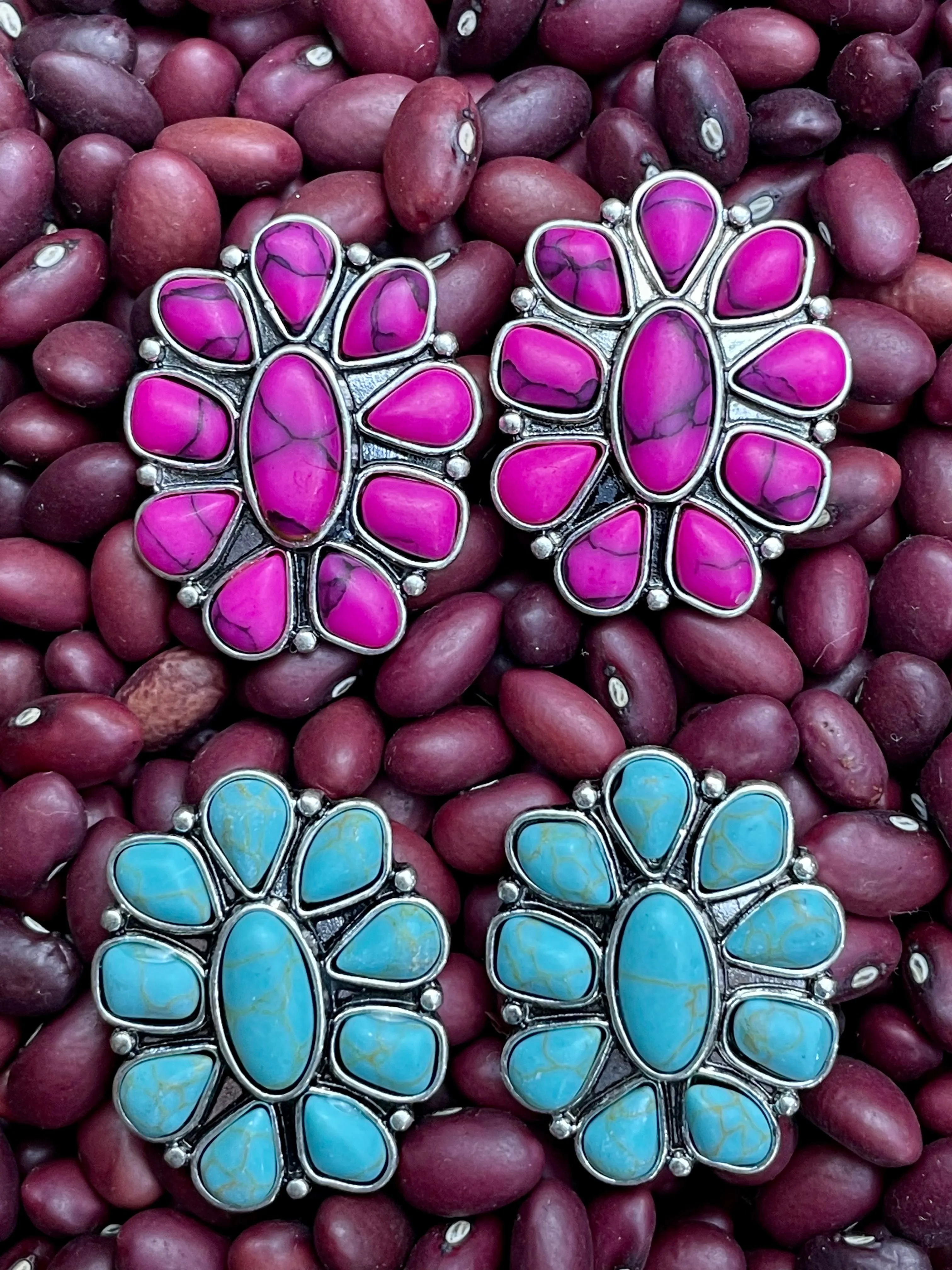 Paige Oval Flower Stud Earrings
