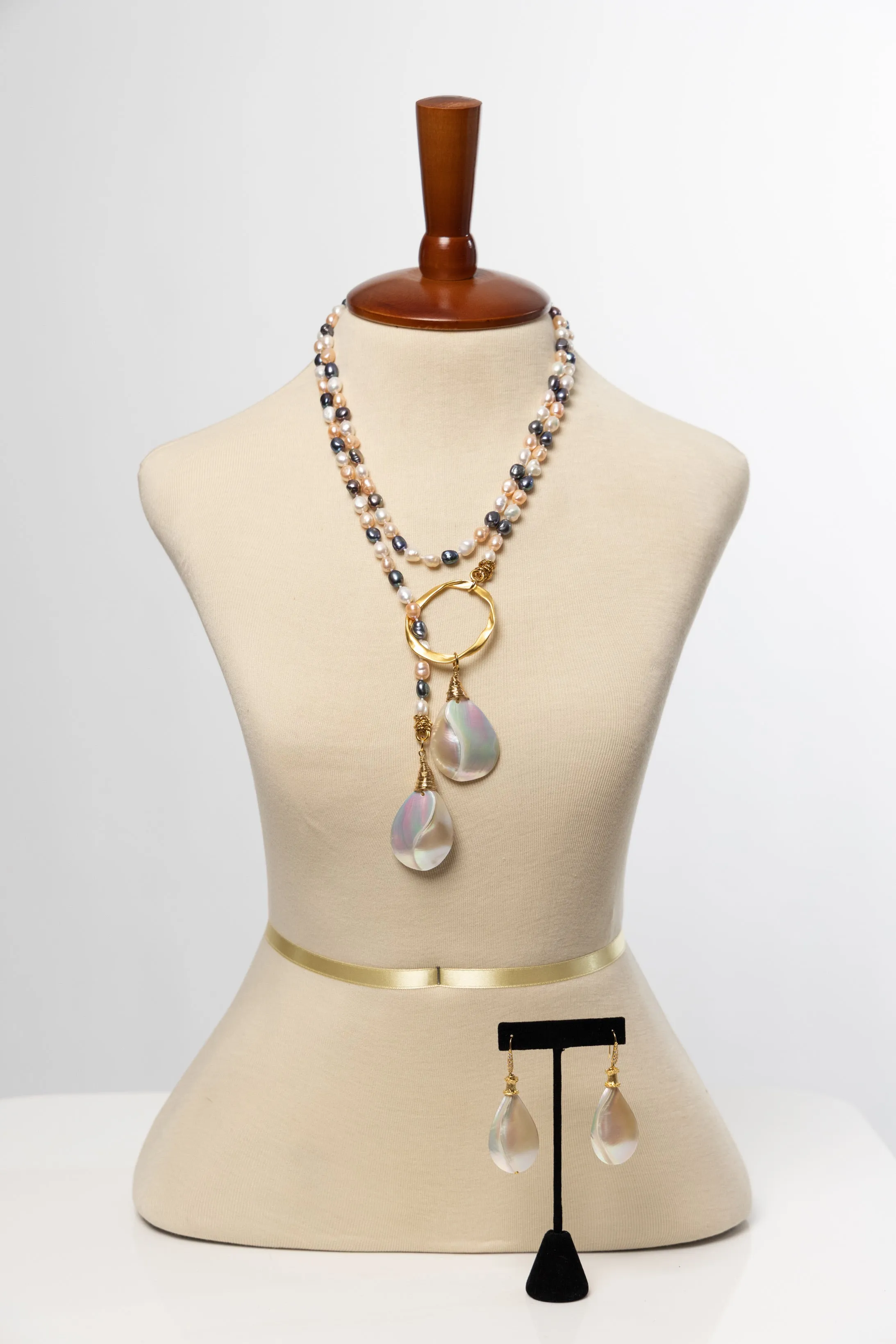Pretty Versatile Necklace Set
