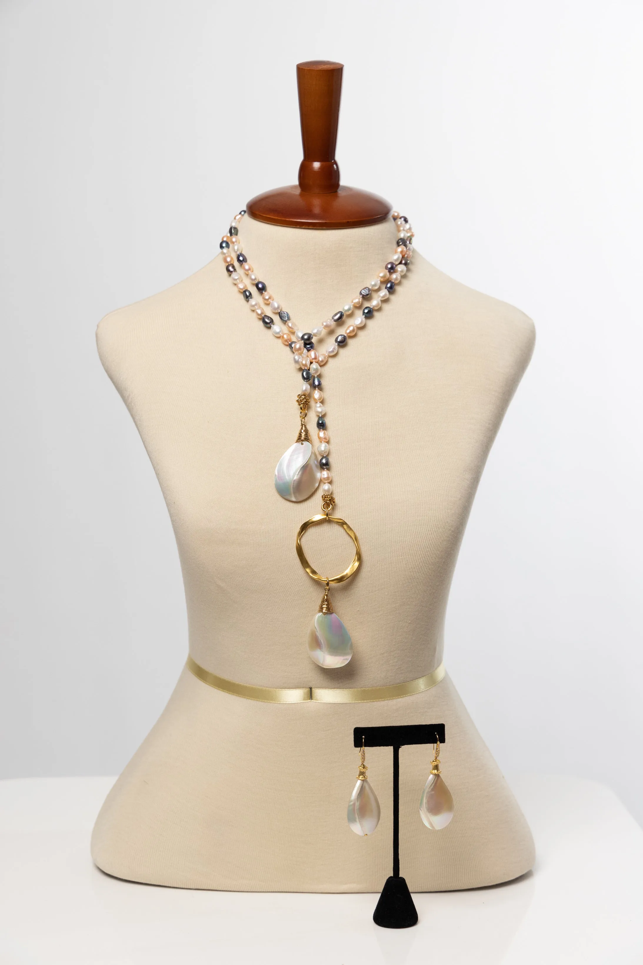 Pretty Versatile Necklace Set