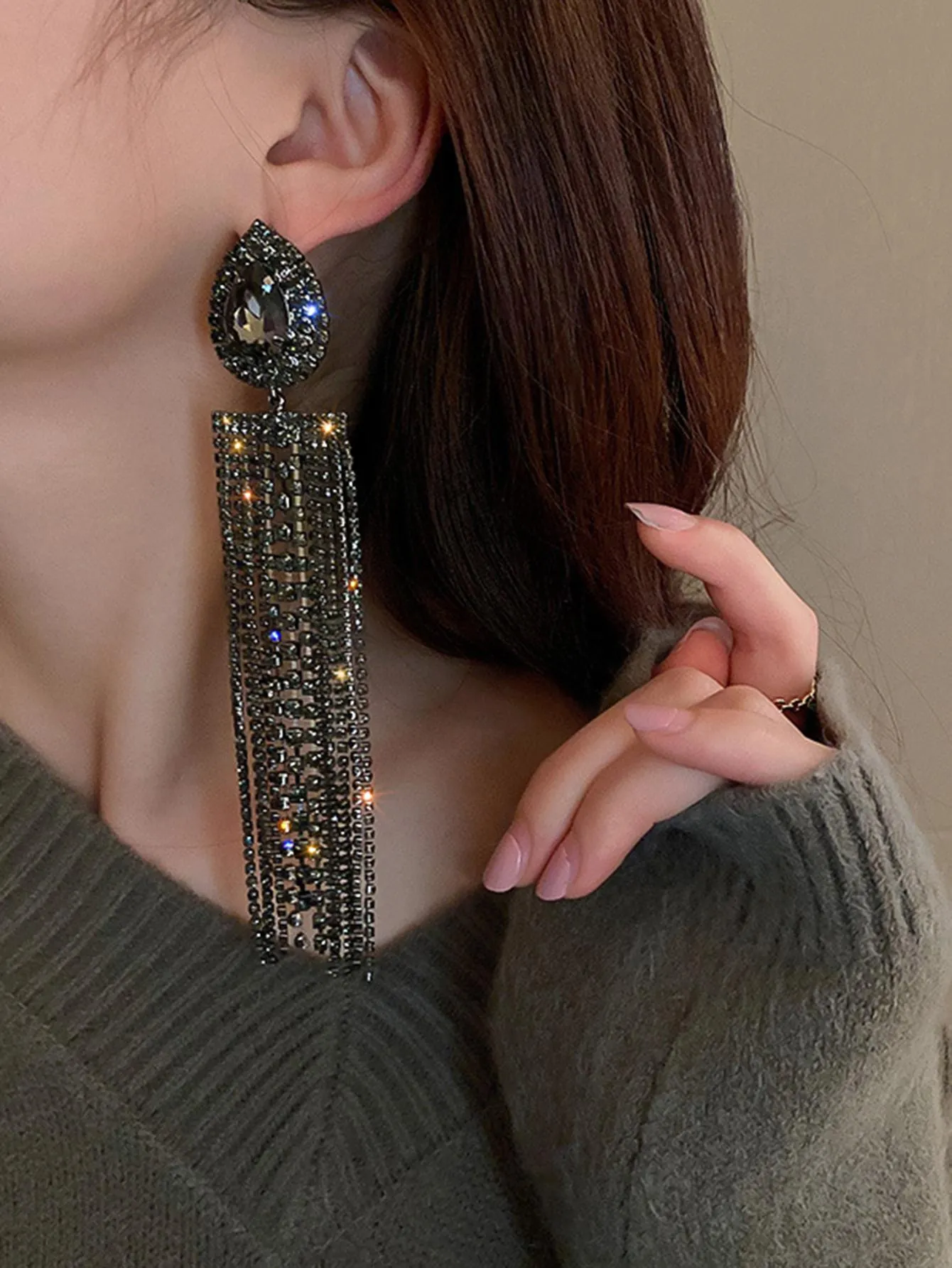 Rhinestone Tassel Drop Earrings - Black