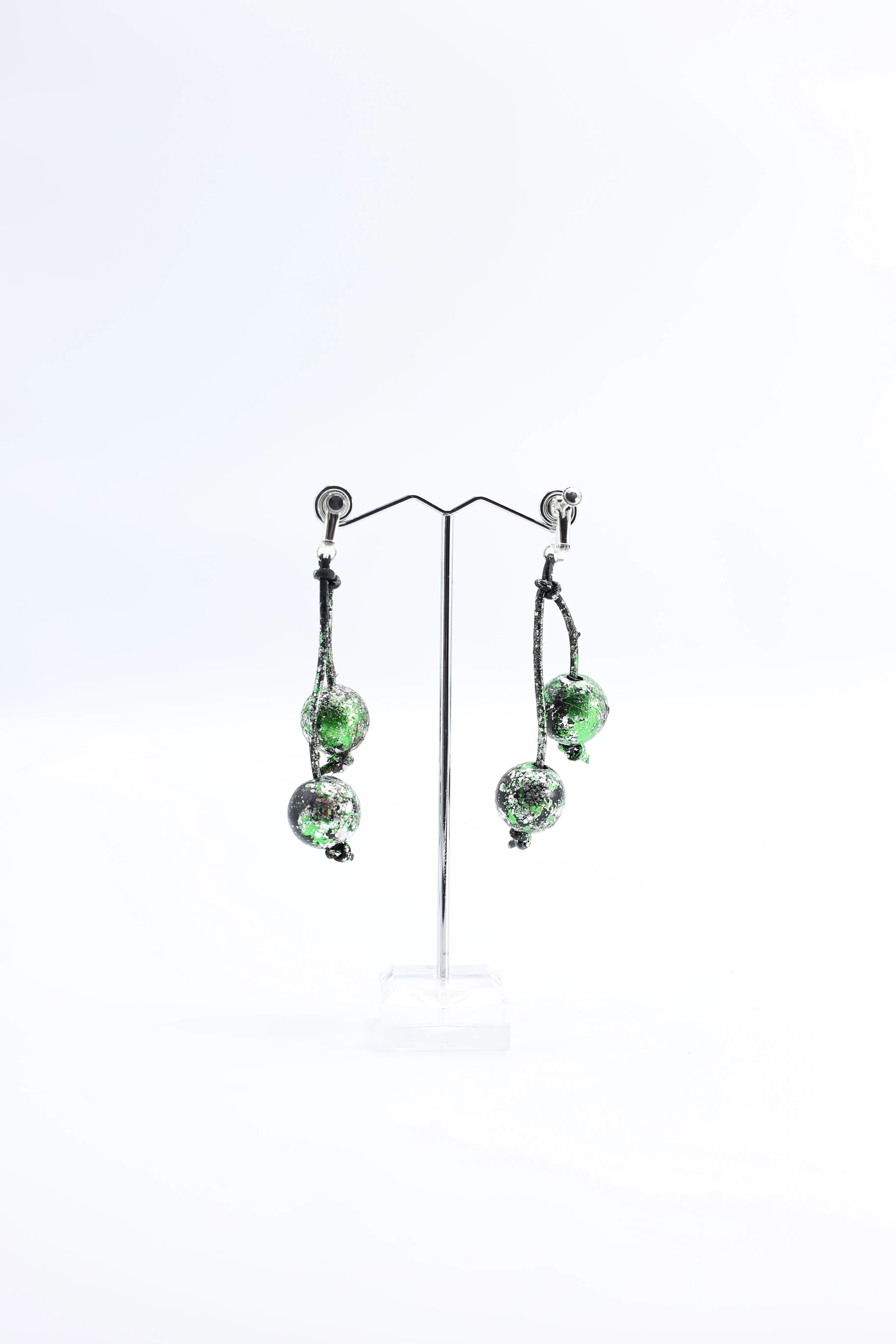 Round Wooden Beads Earrings - Hand gilded