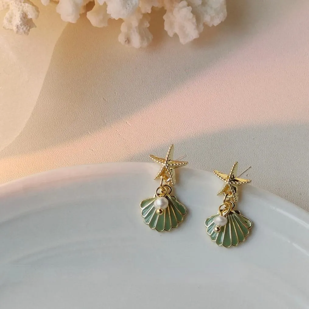 Seascape Shell Earrings (White/Green)
