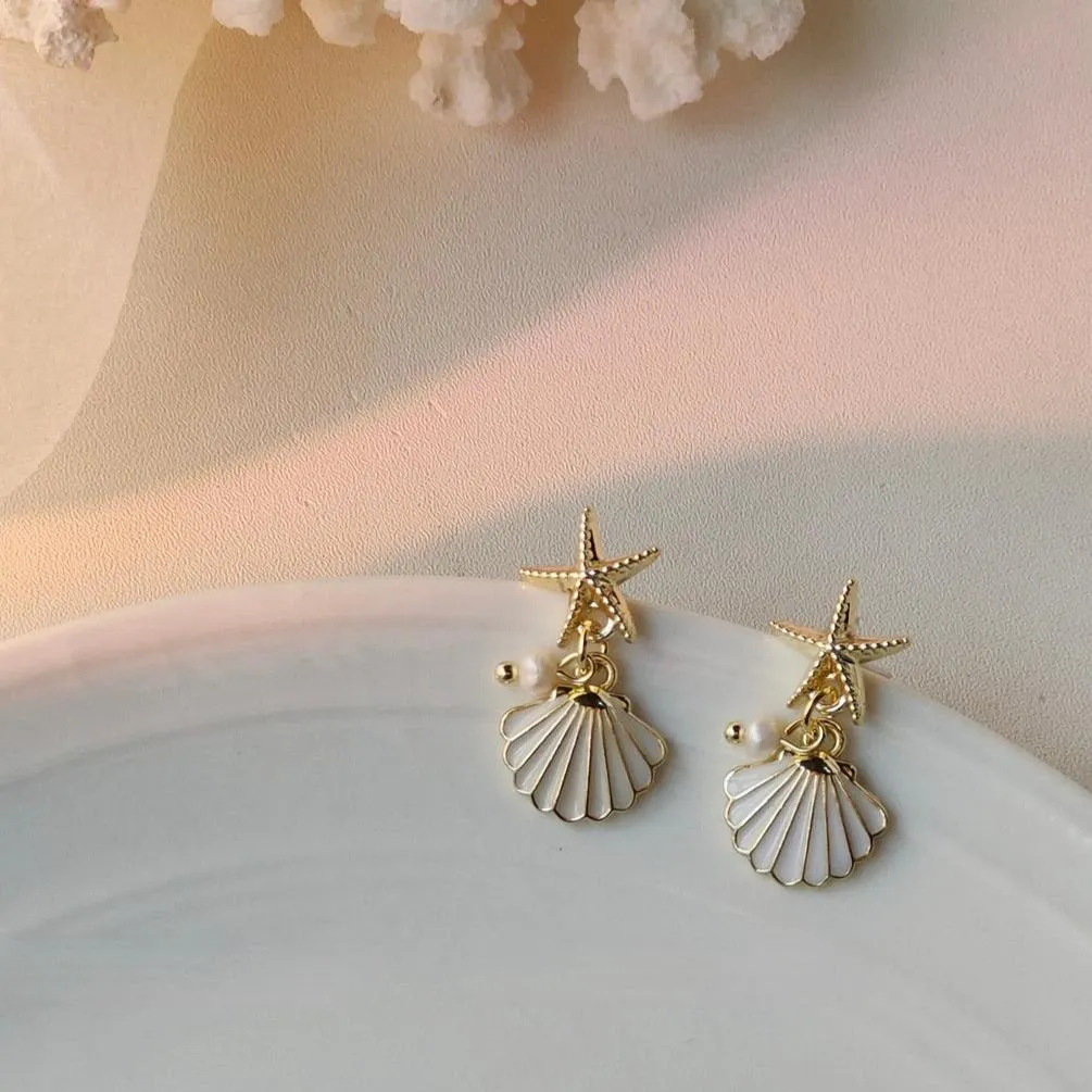 Seascape Shell Earrings (White/Green)