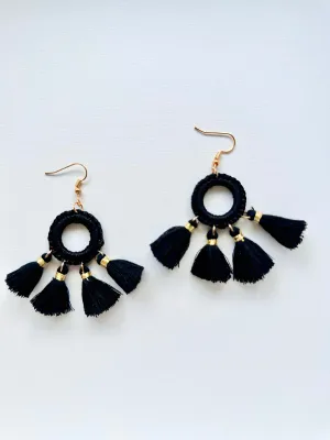 Shanaya Black Earrings