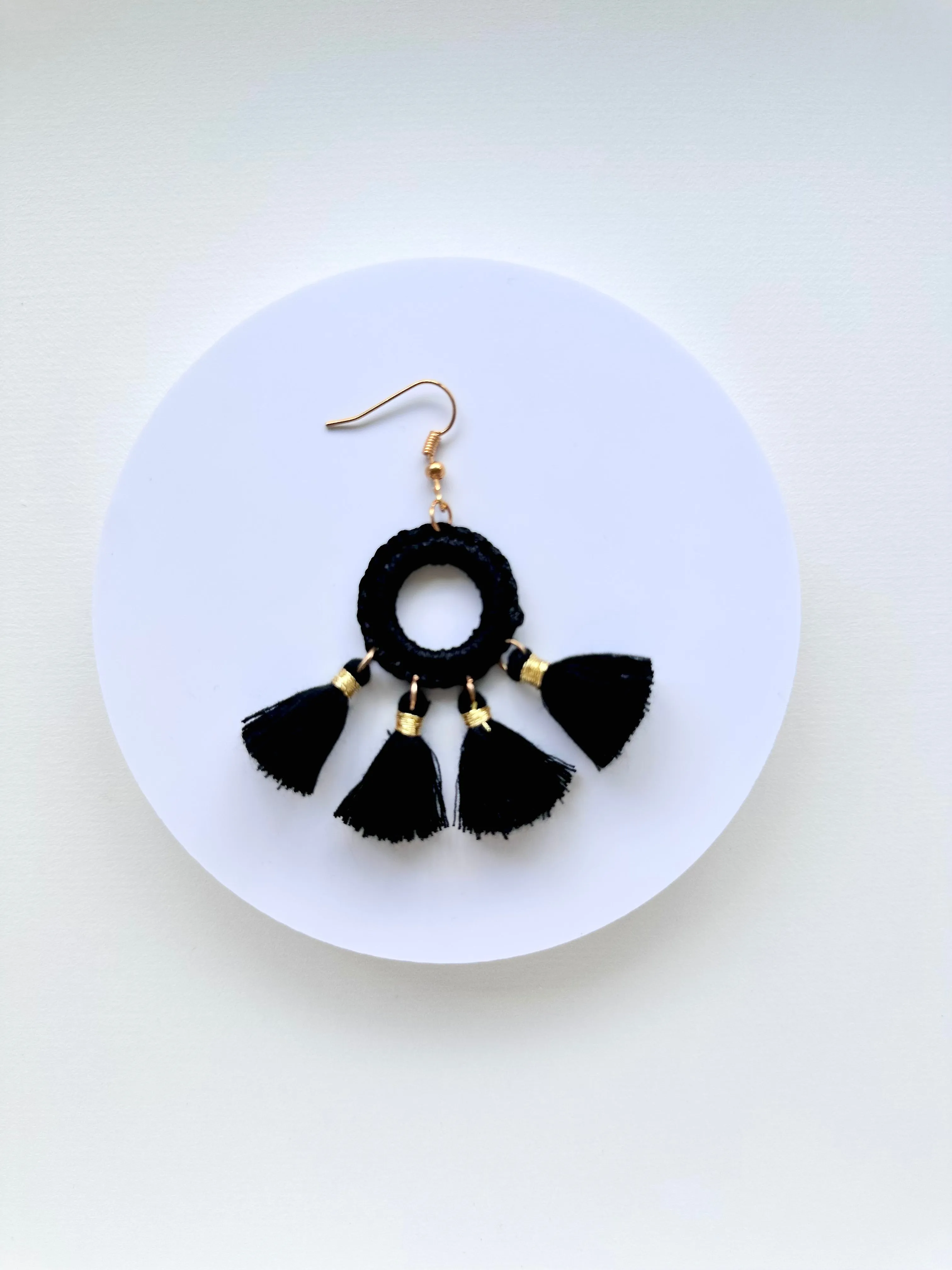Shanaya Black Earrings