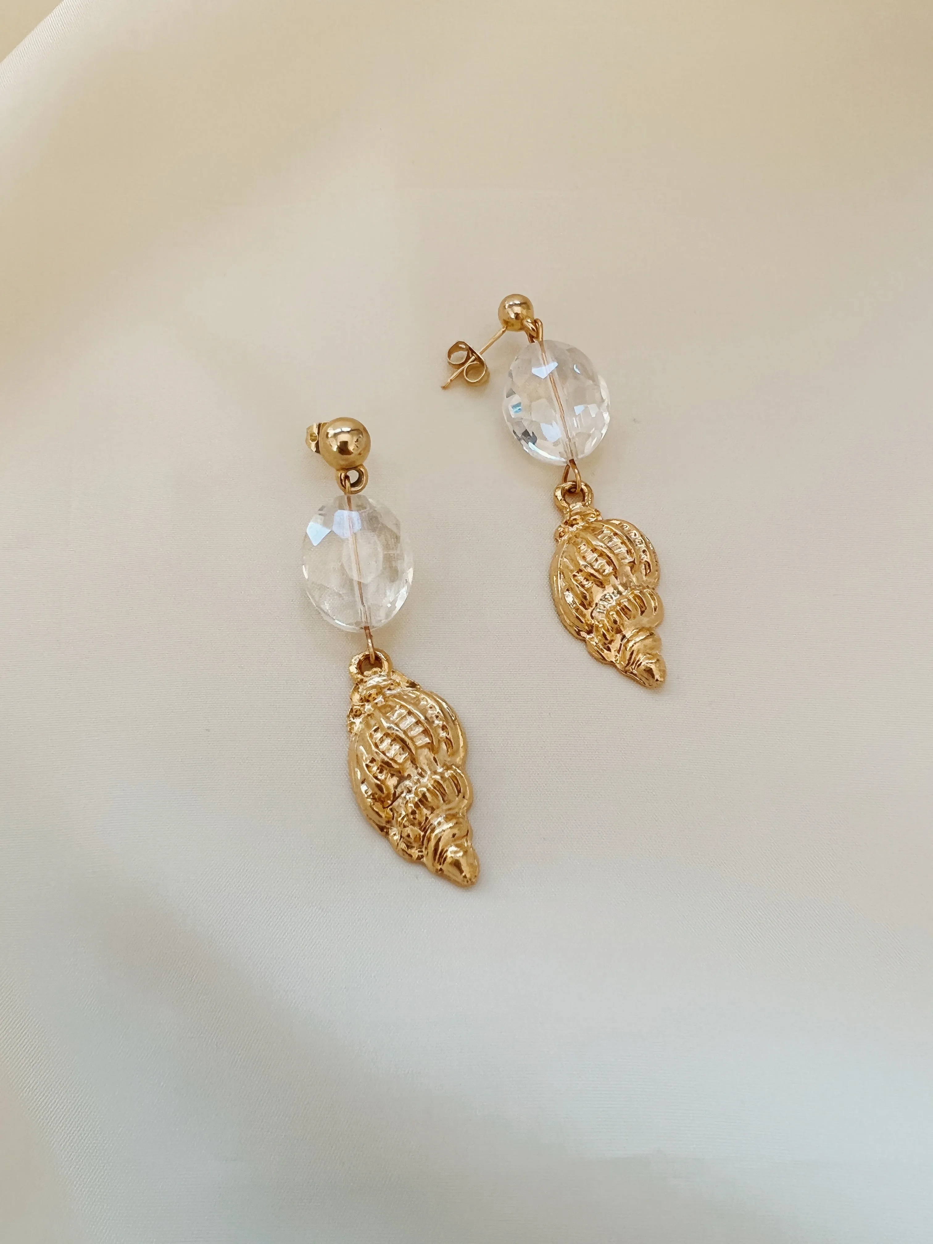 Shell Crystal Earrings