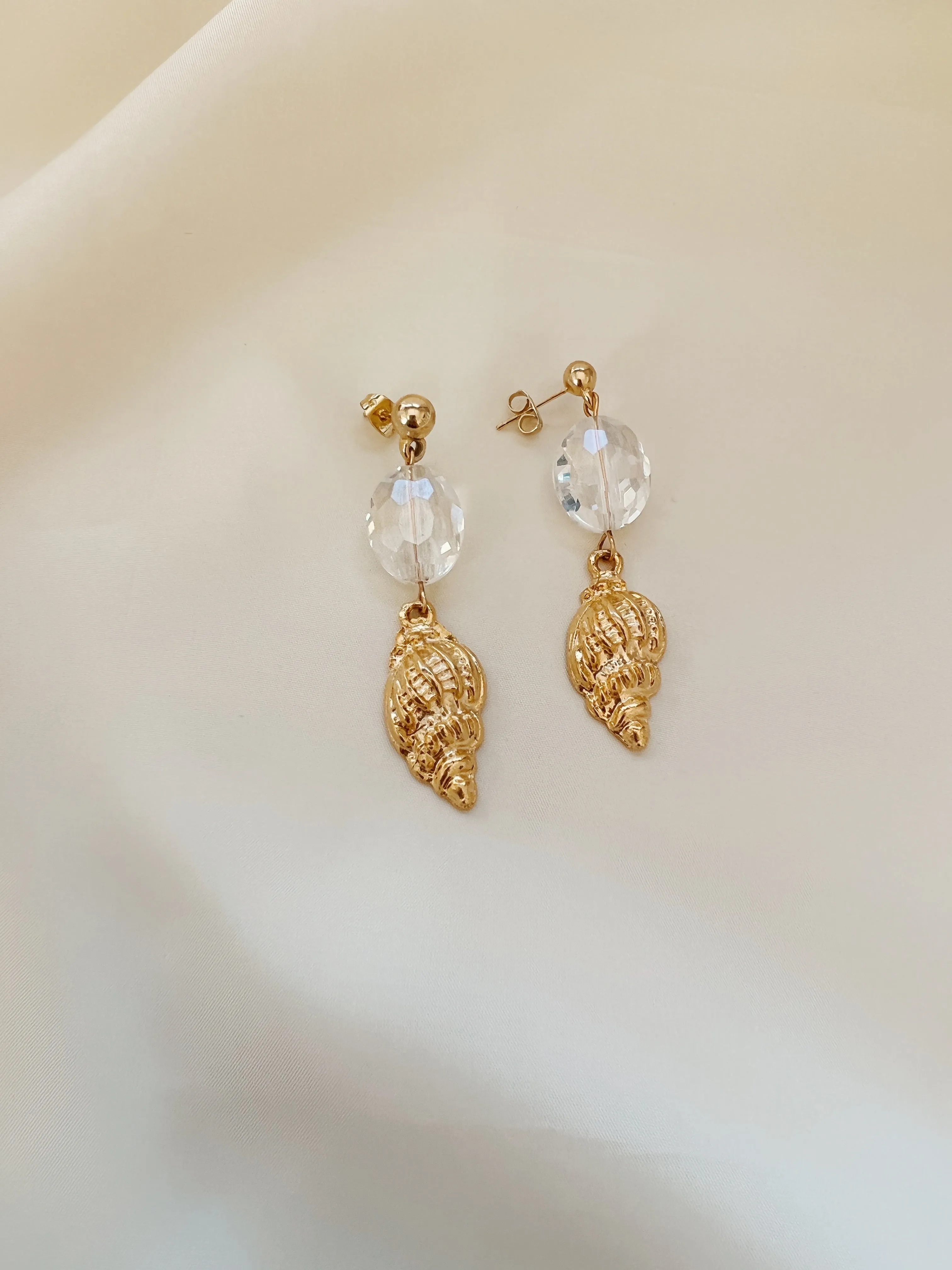Shell Crystal Earrings