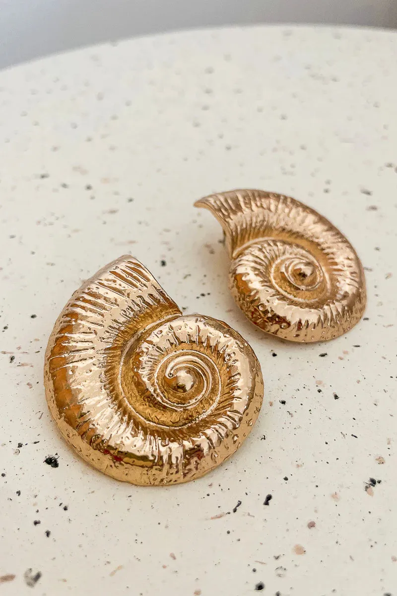 Shell Earrings (Gold)