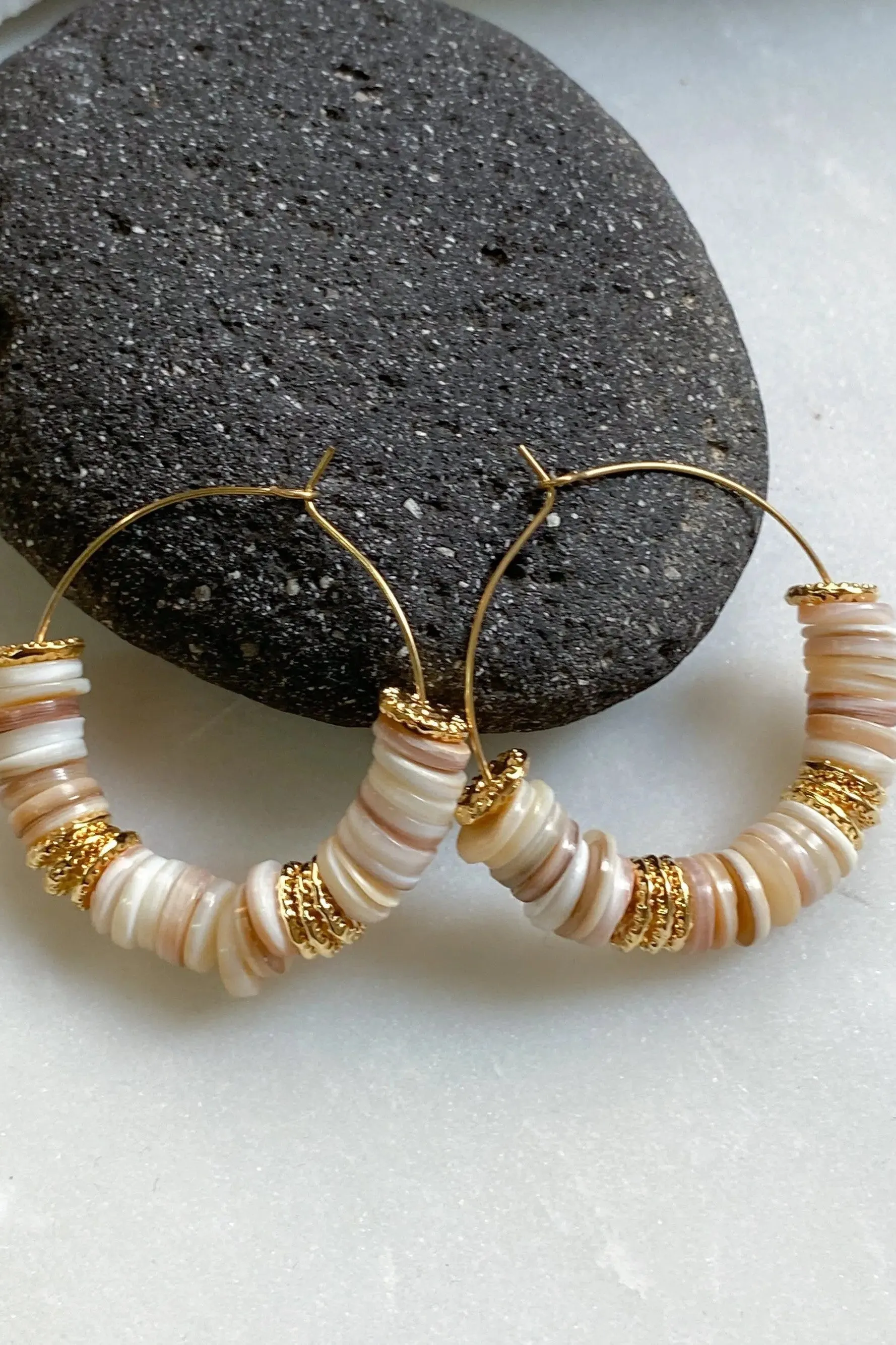 SHELL Hoop earrings